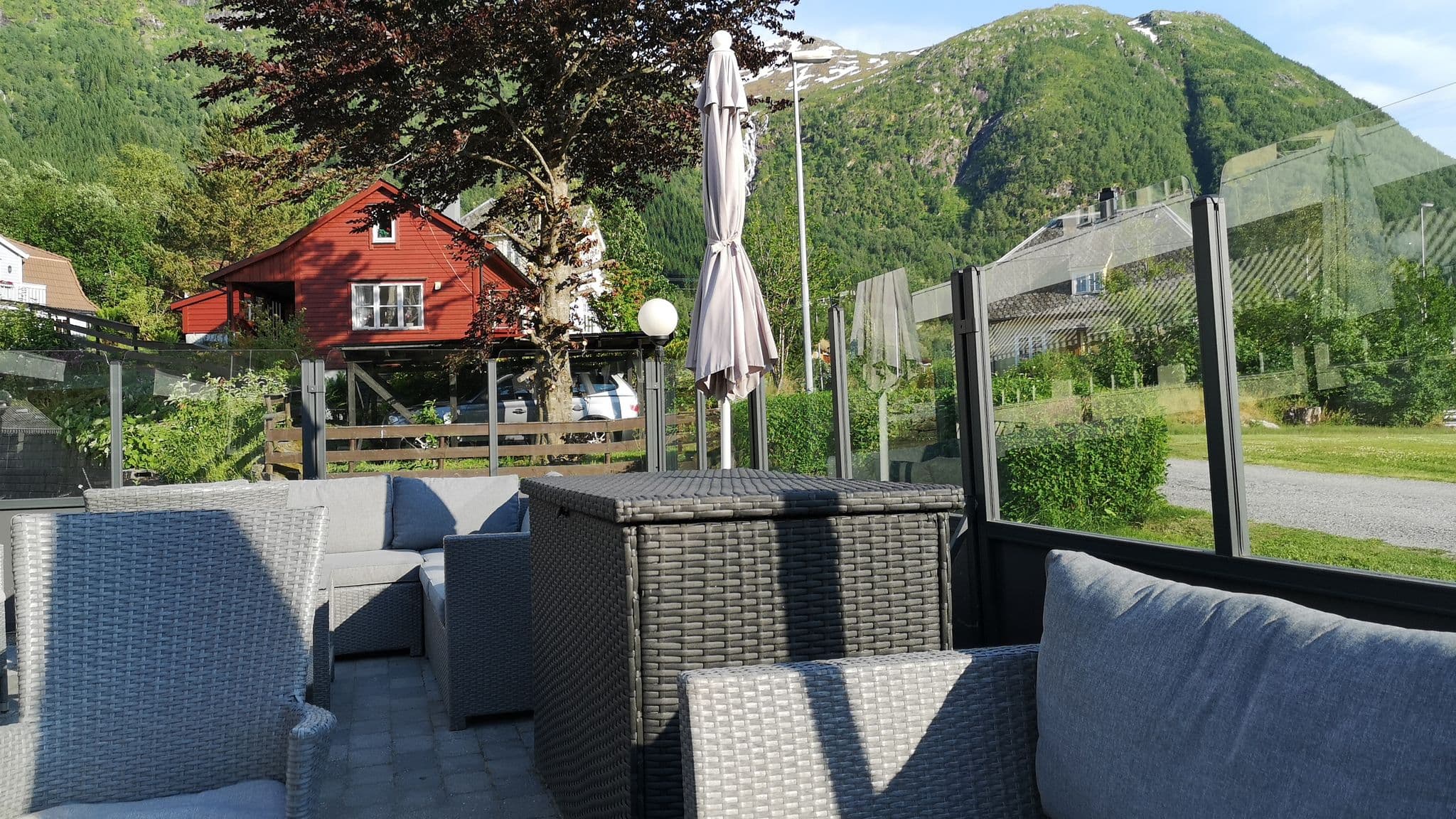 Street view near Thon Hotel Jølster, Sandane — © dk72 (CC BY-SA · Mapillary)