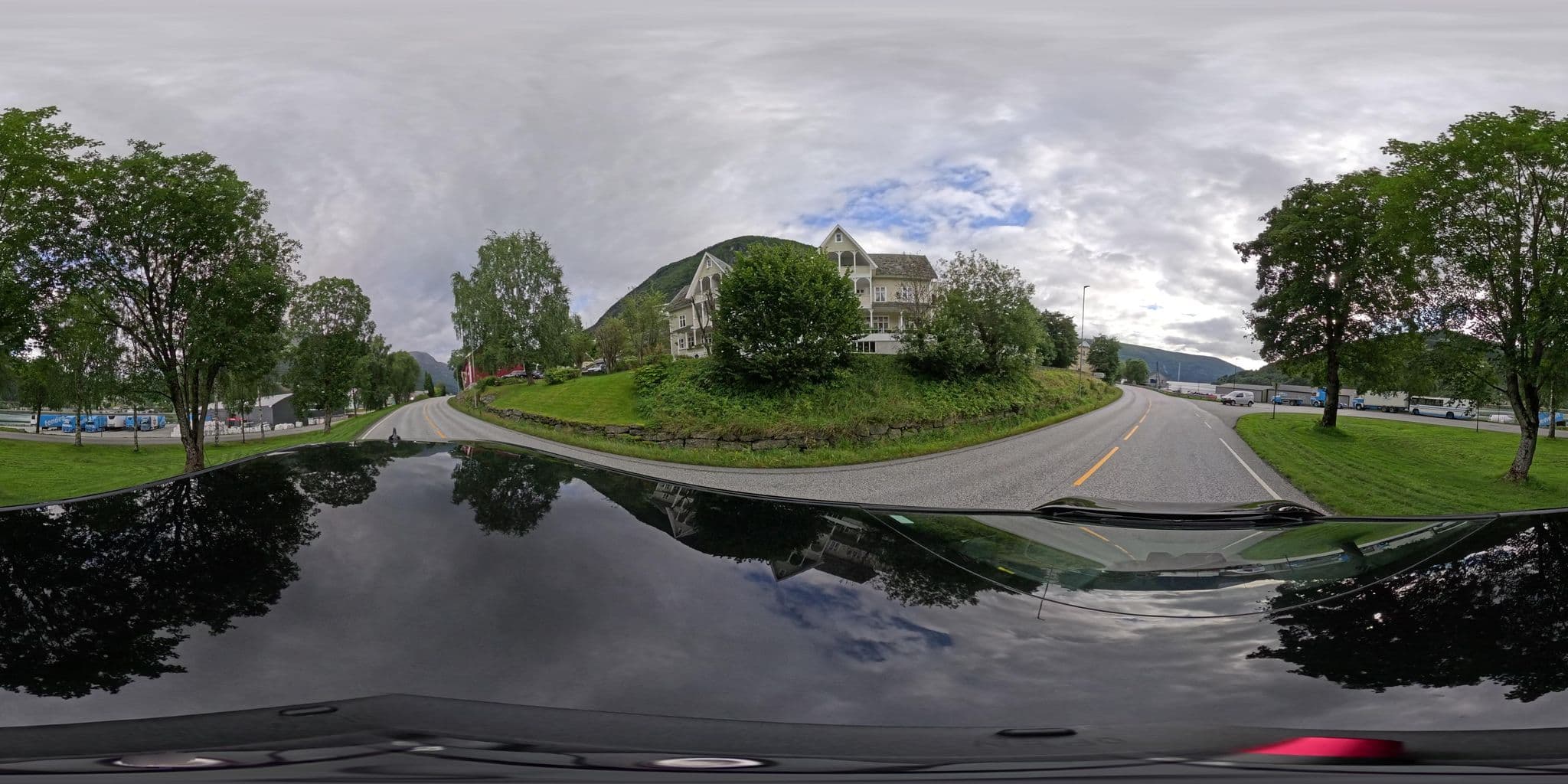 Street view near Visnes Hotel, Stryn — © yannakis (CC BY-SA · Mapillary)