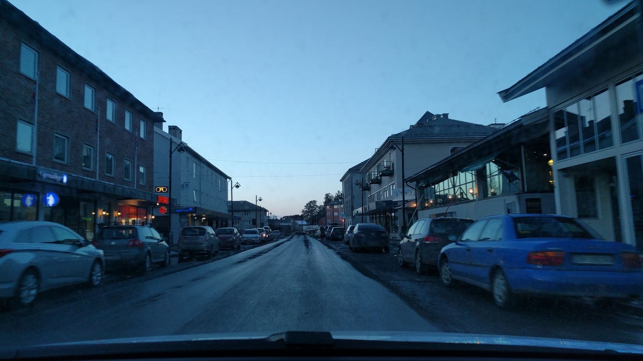 Street view near Thon Partner Hotel Central, Elverum — © runar2 (CC BY-SA · Mapillary)