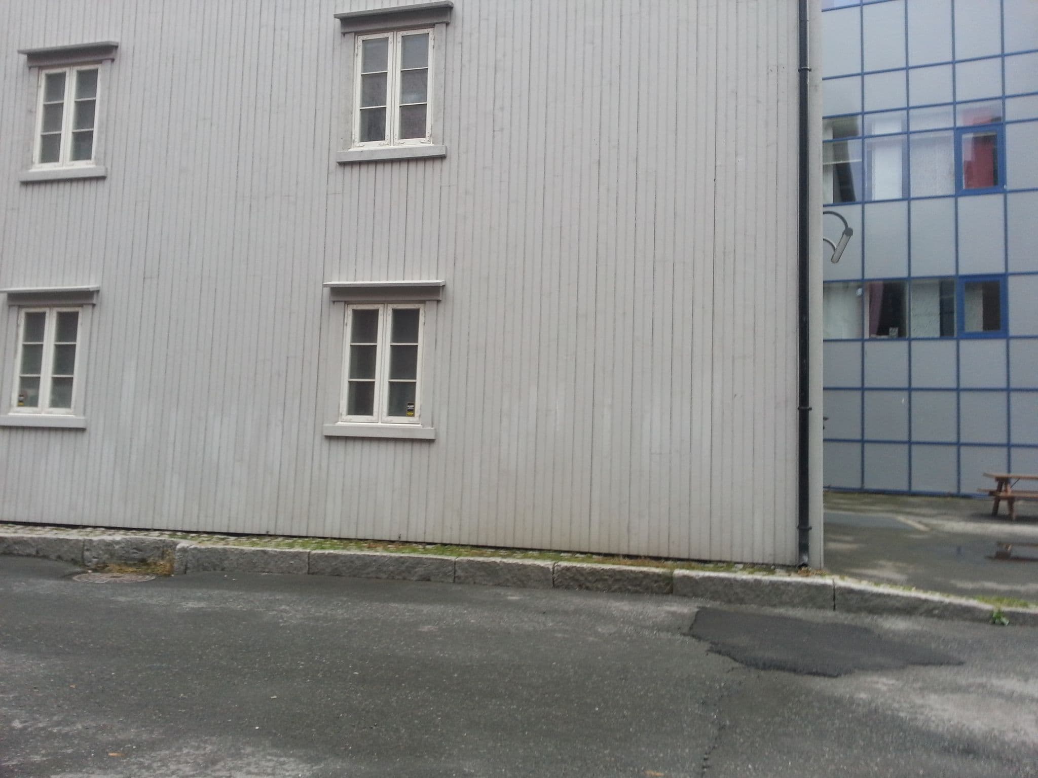 Street view near Radisson Blu Hotel Tromsø, Tromsø — © pbb (CC BY-SA · Mapillary)