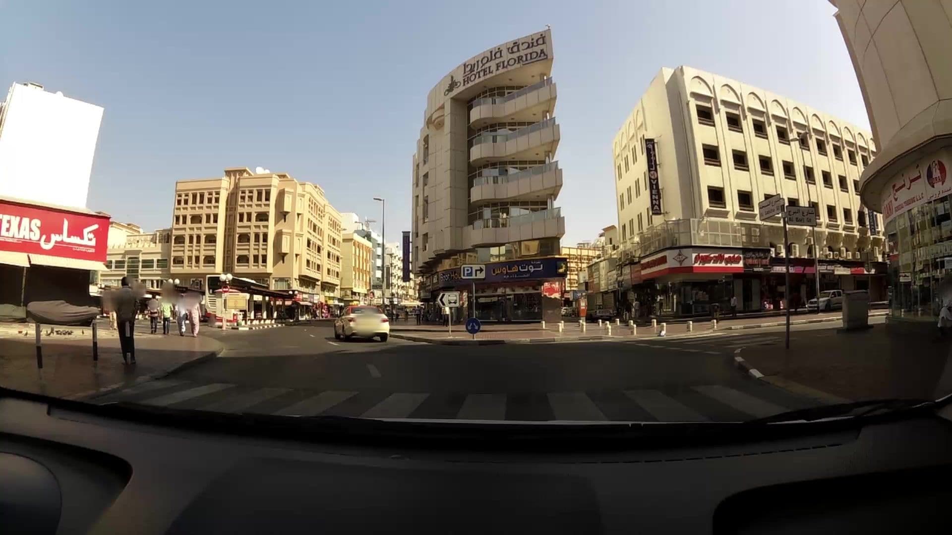 Street view near Marina hotel, Nāyf — © kaartcam (CC BY-SA · Mapillary)