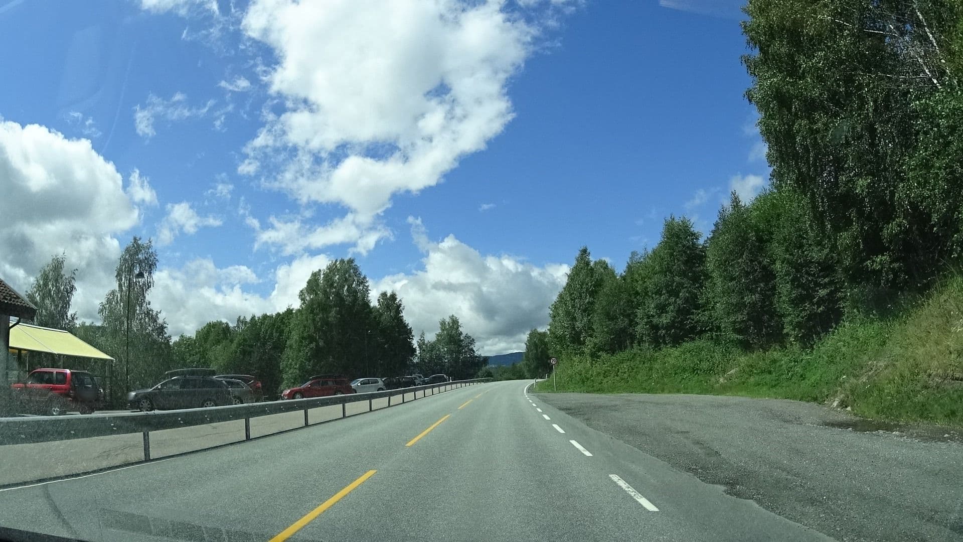 Street view near Krøderen Kro & Motell, Vikersund — © kino (CC BY-SA · Mapillary)