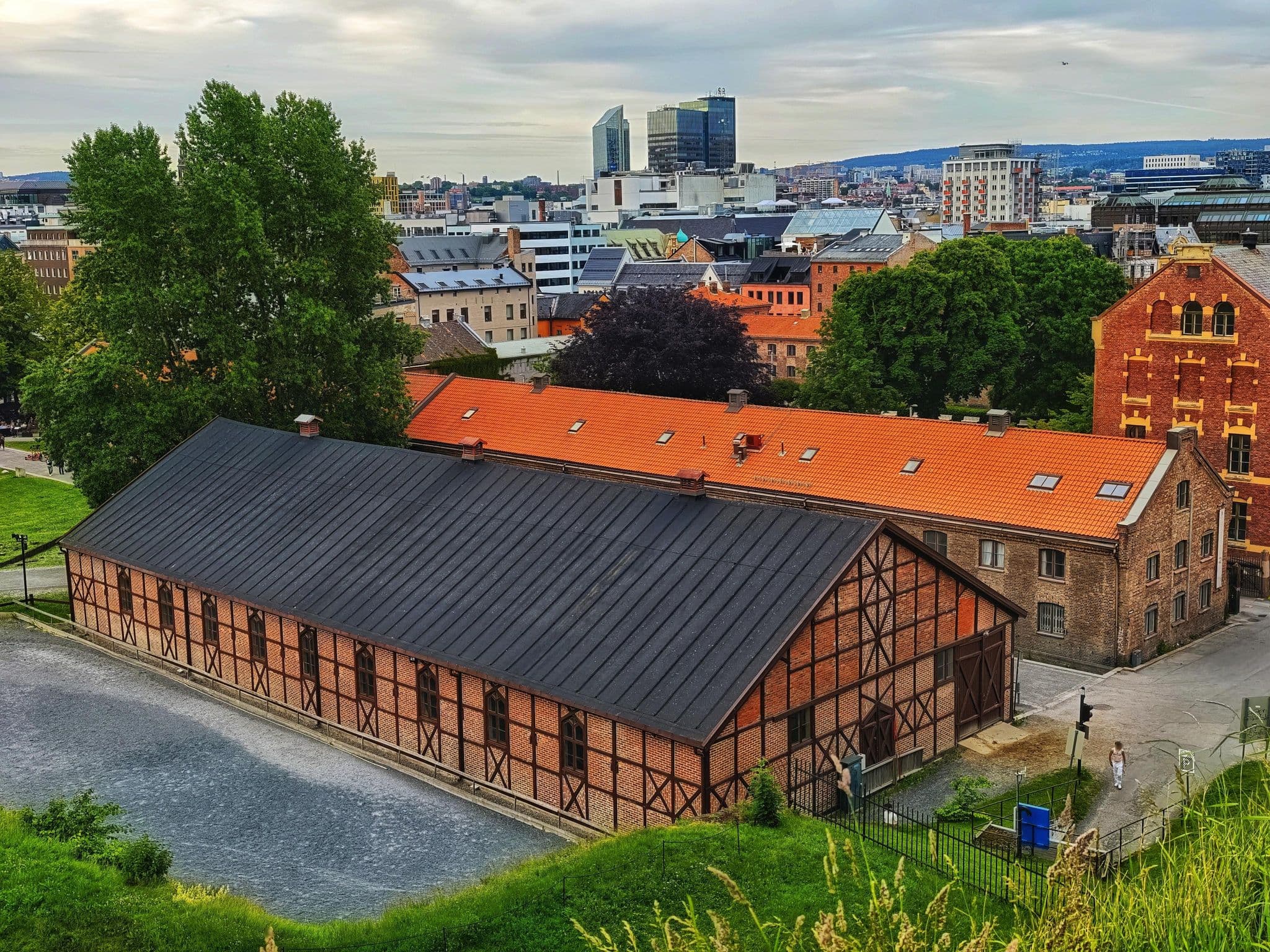 Street view near First Hotel Millennium, Oslo — © km2bp (CC BY-SA · Mapillary)