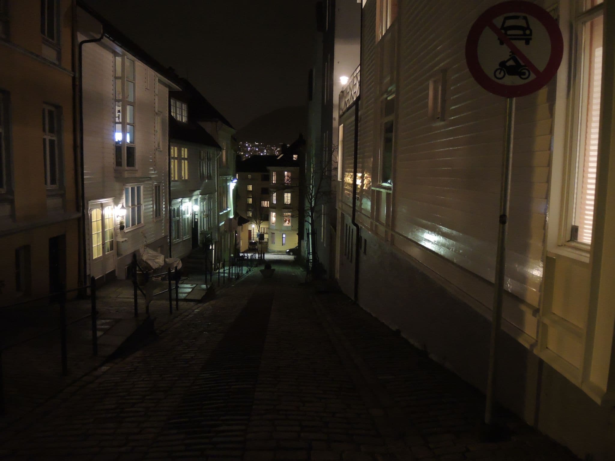 Street view near Klosterhagen hotell, Bergen — © ankeric (CC BY-SA · Mapillary)