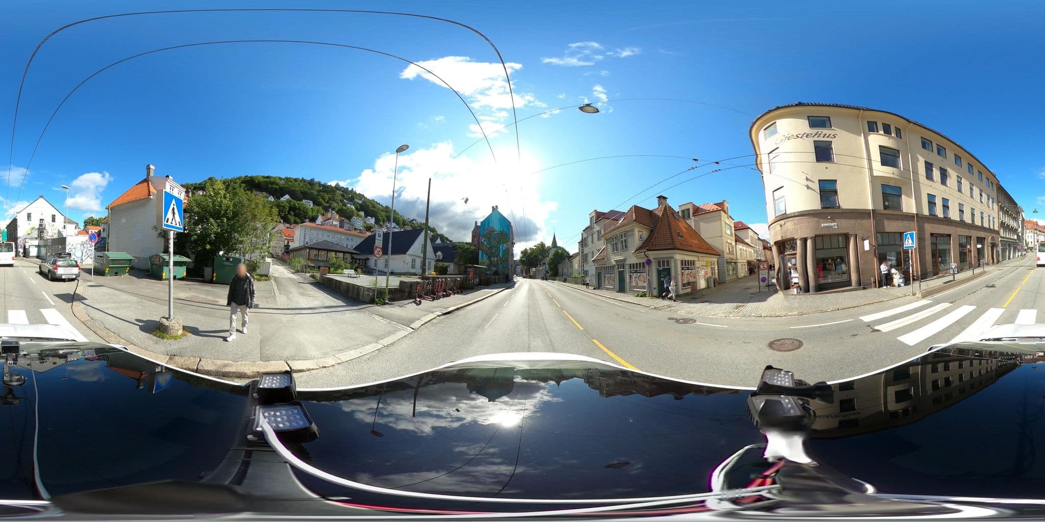 Street view near Marken Gjestehus, Bergen — © catoandersen (CC BY-SA · Mapillary)