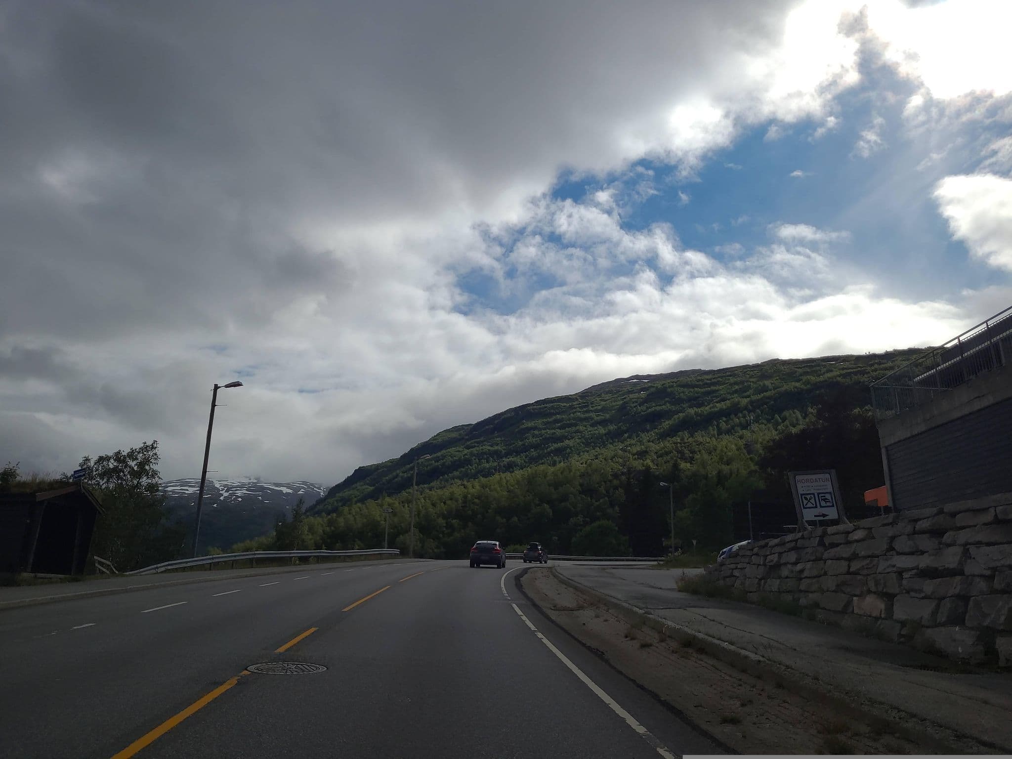 Street view near Hordatun Hotel, Sauda — © jopparn2 (CC BY-SA · Mapillary)