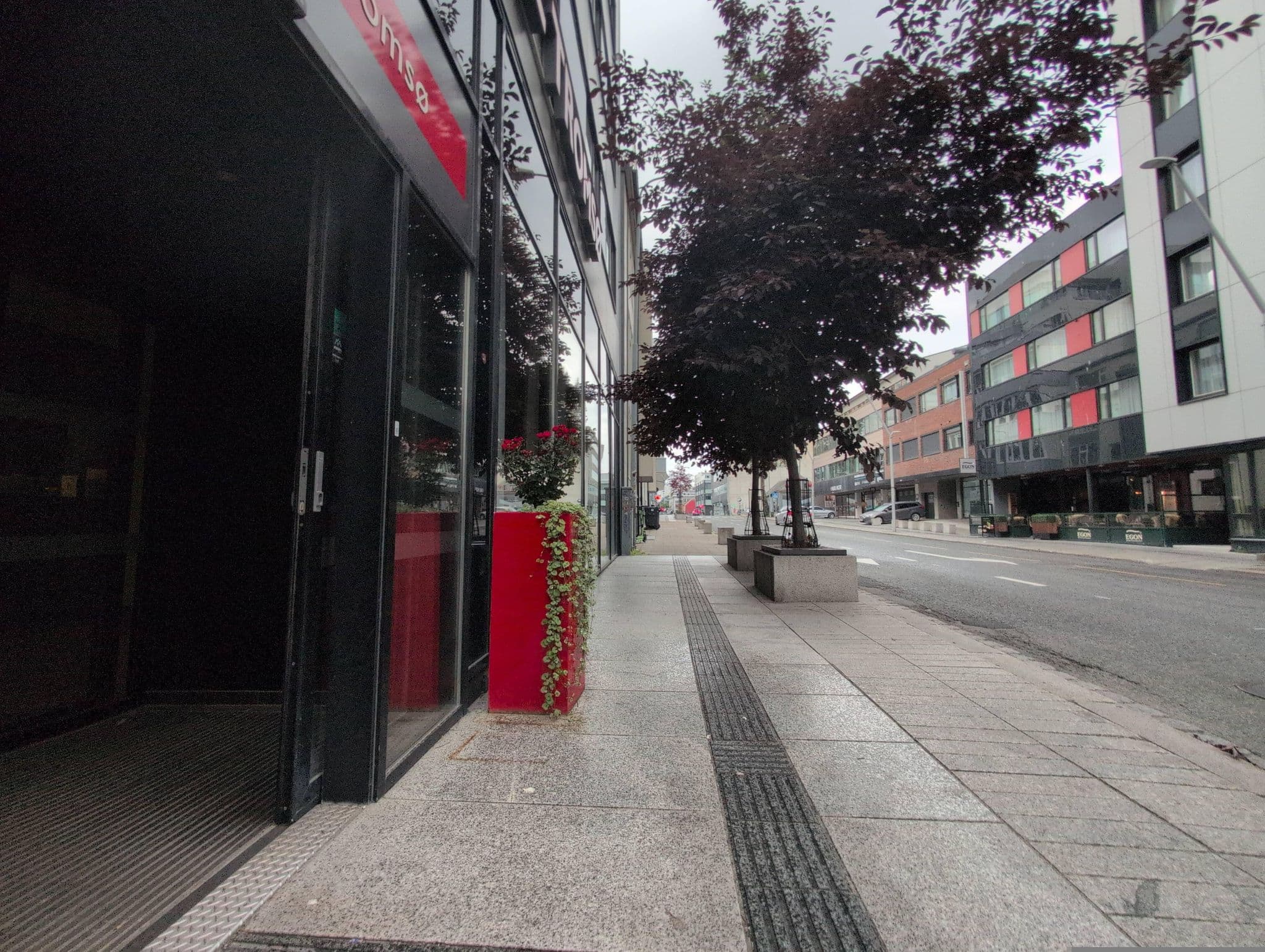 Street view near Thon Hotel Tromsø, Tromsø — © benni347 (CC BY-SA · Mapillary)