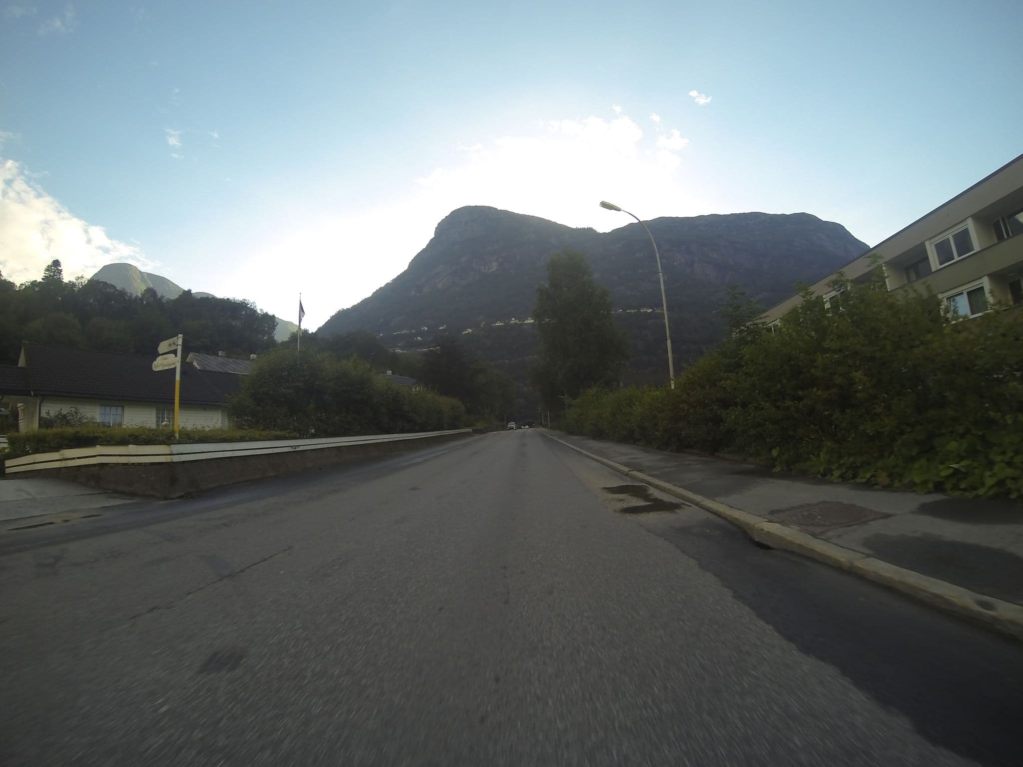 Street view near Odda Hytte & Gjestegård, Odda — © canadarunner (CC BY-SA · Mapillary)