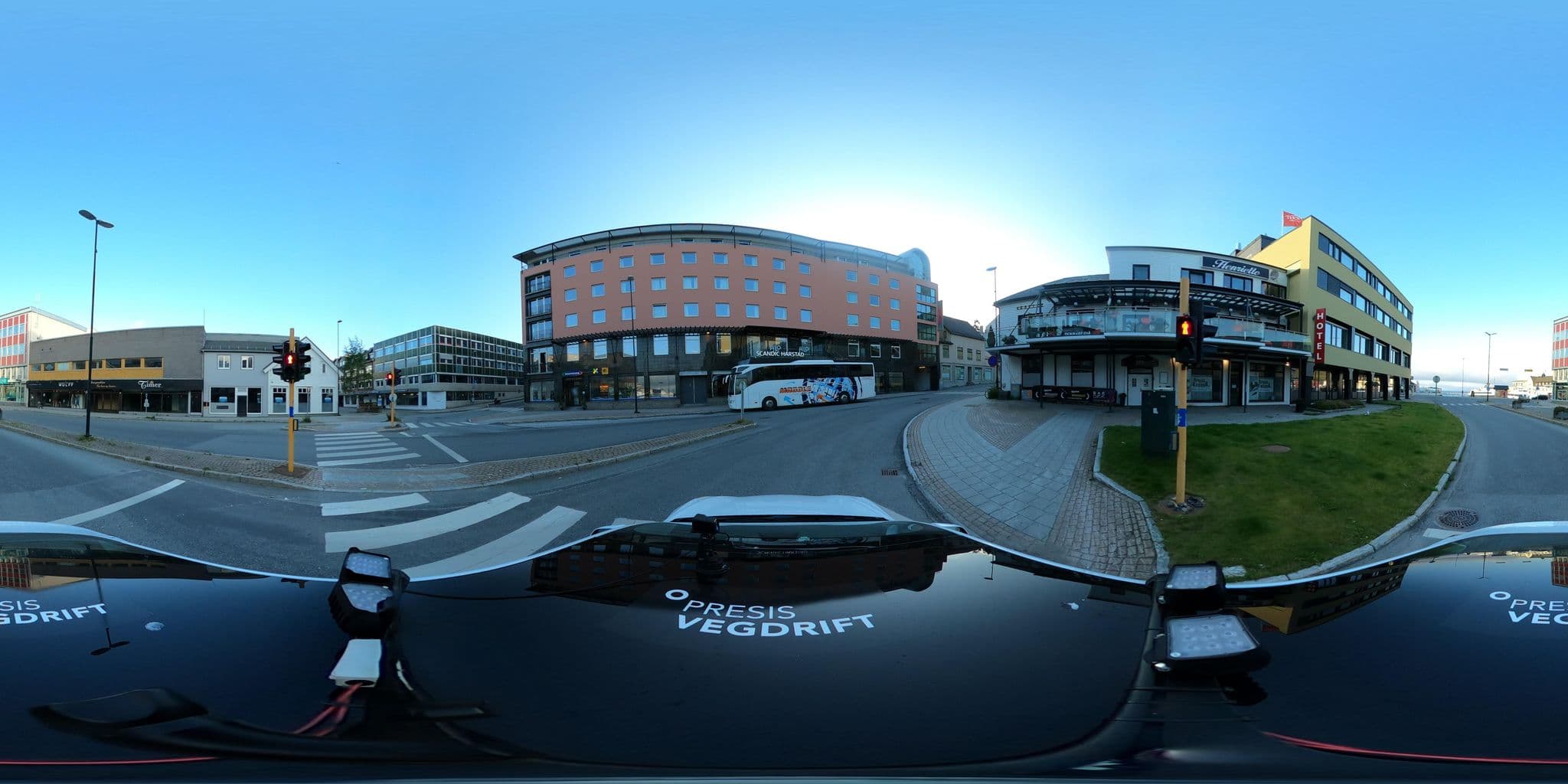 Street view near Clarion Harstad, Harstad — © catoandersen (CC BY-SA · Mapillary)