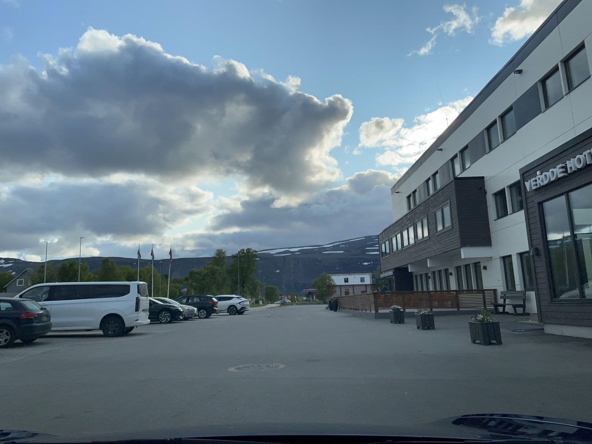 Street view near Lazzy, Lakselv — © kino (CC BY-SA · Mapillary)
