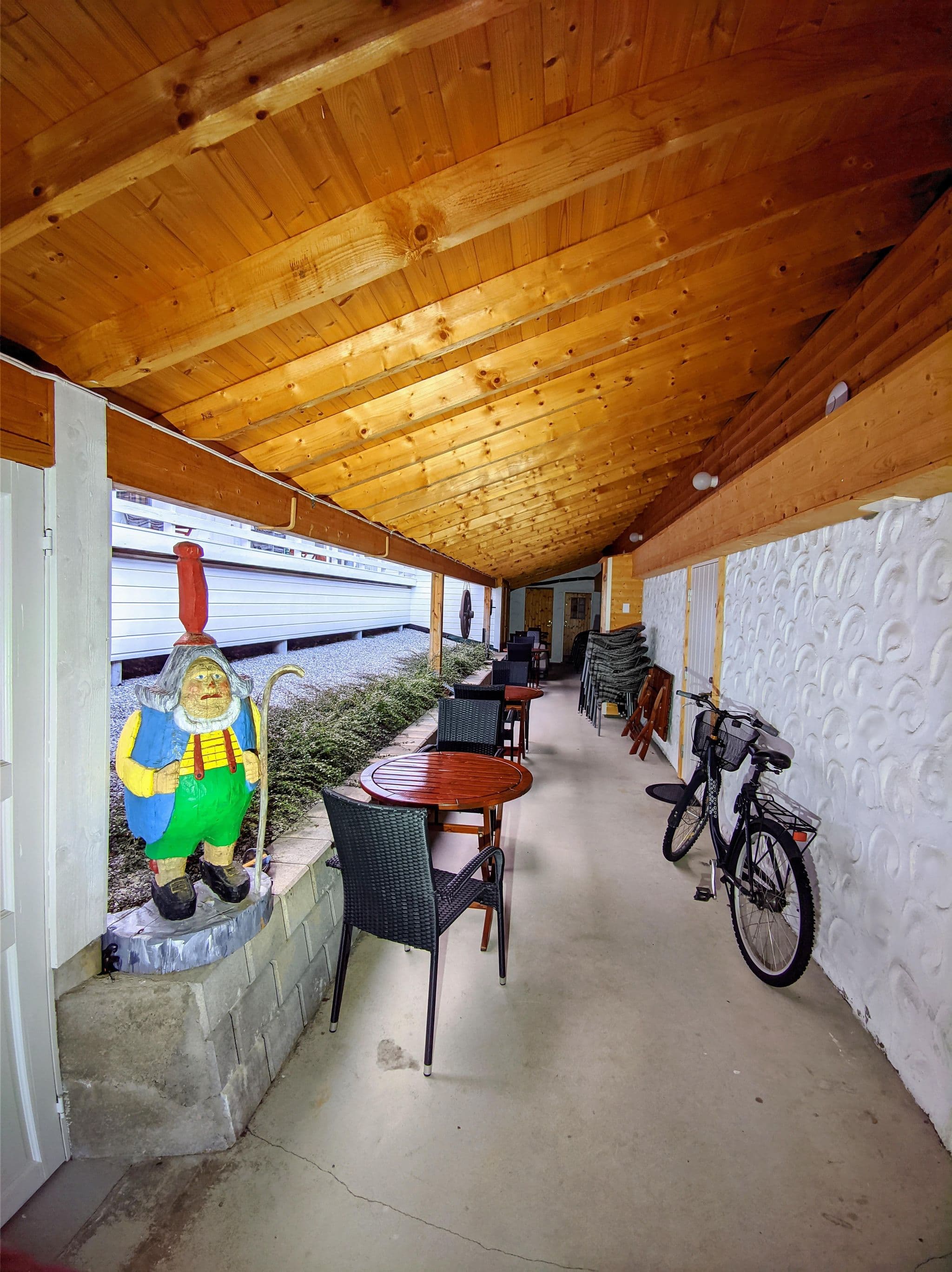 Street view near Bruheim camping, Ulvik — © km2bp (CC BY-SA · Mapillary)
