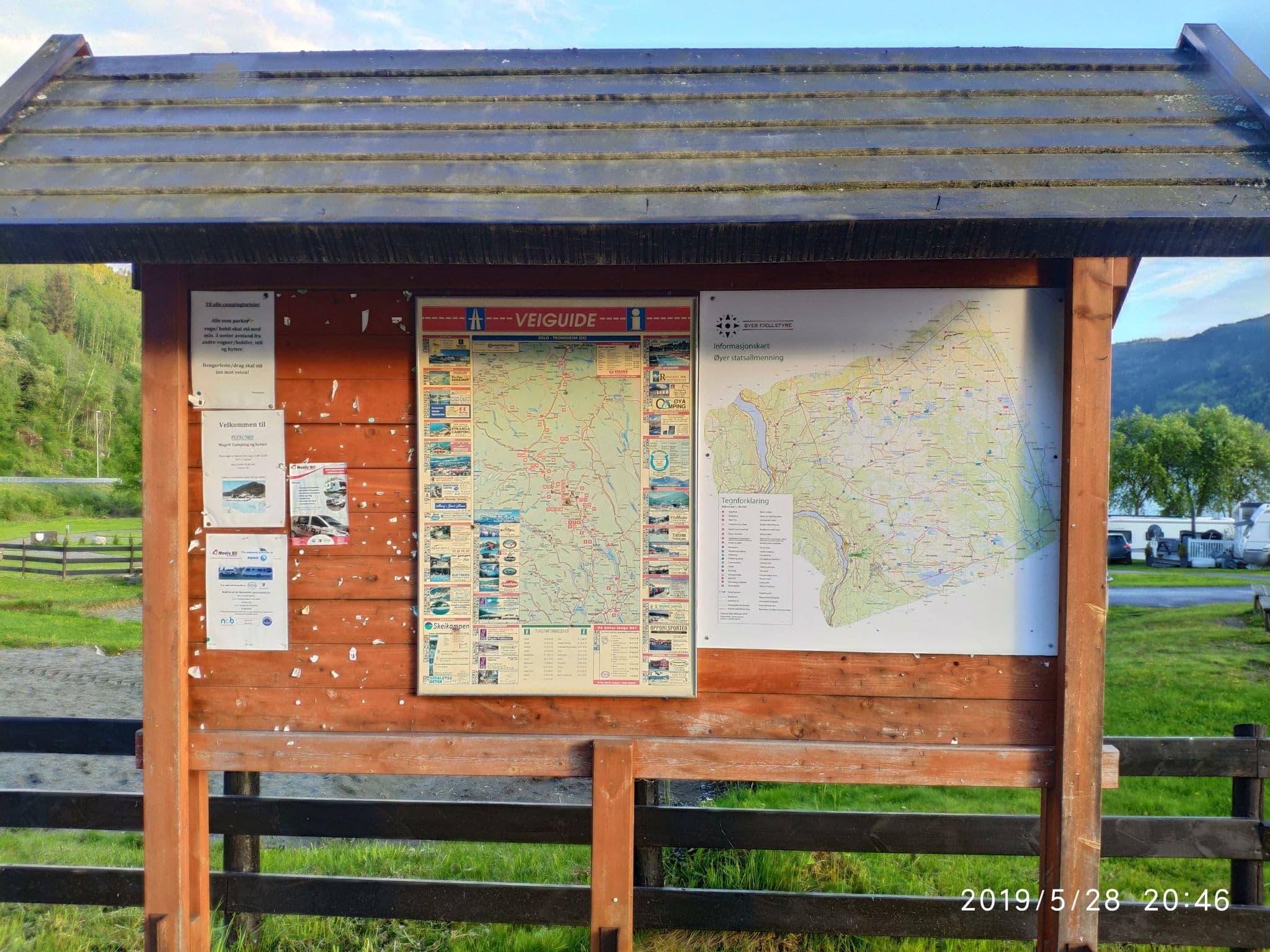 Street view near Mageli Camping og Hytter, Lillehammer — © km2bp (CC BY-SA · Mapillary)
