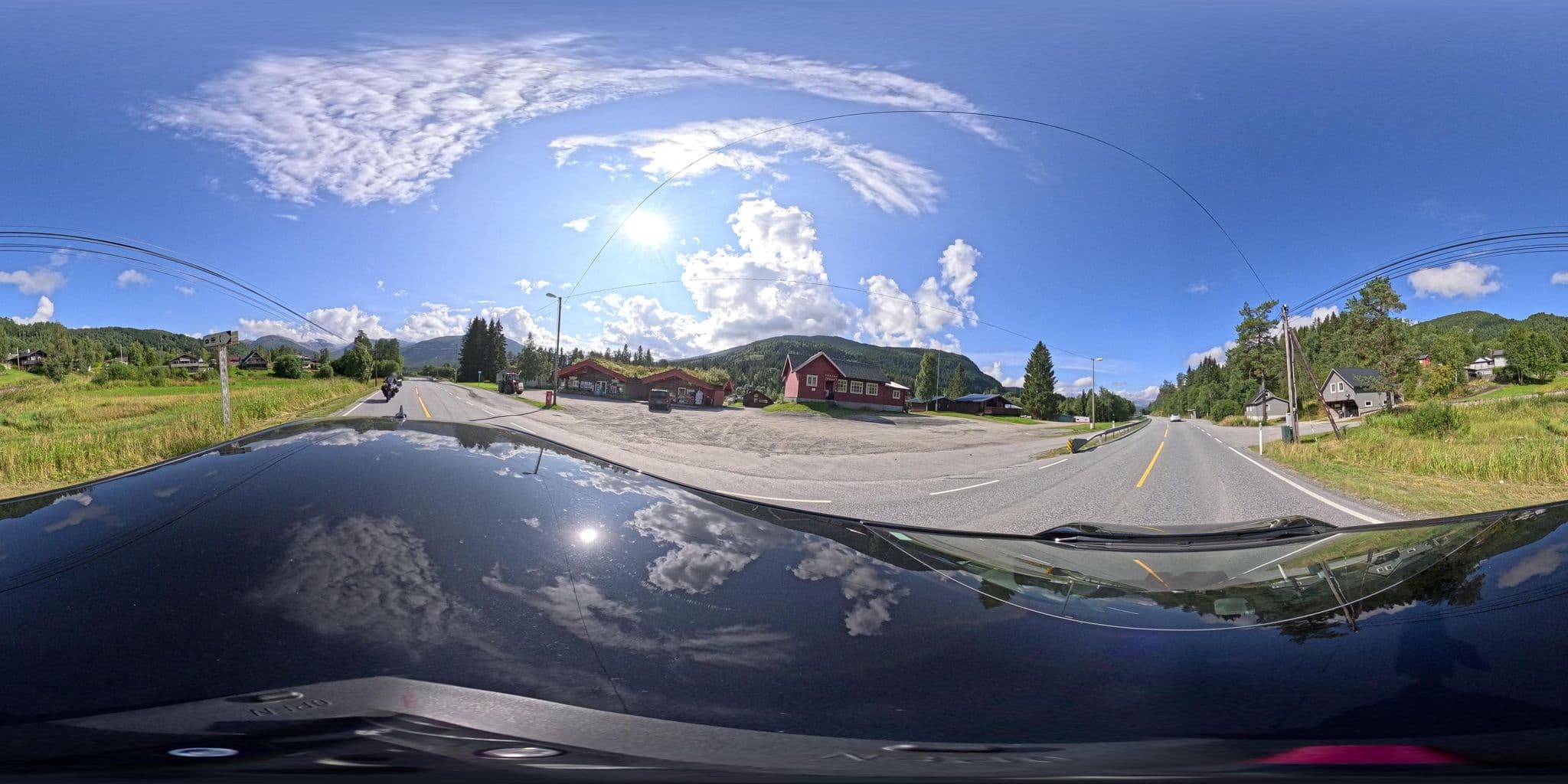 Street view near Midttun Camping og Feriehytter, Voss — © yannakis (CC BY-SA · Mapillary)
