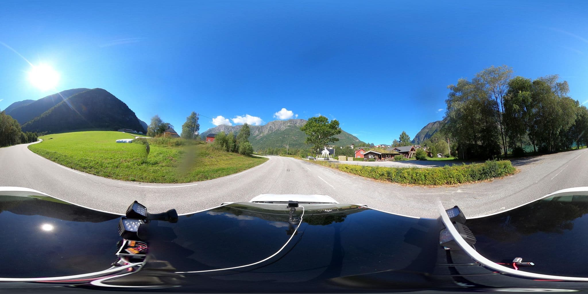 Street view near Nymoen Leirplass, Luster — © catoandersen (CC BY-SA · Mapillary)