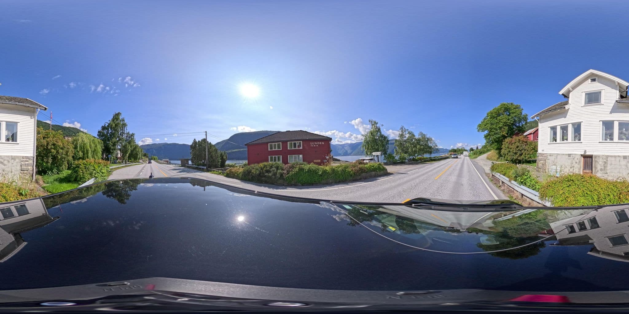 Street view near Lunden Ferie, Hermansverk — © yannakis (CC BY-SA · Mapillary)