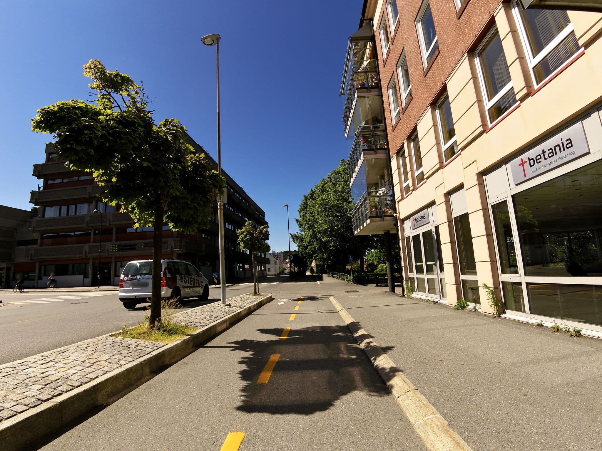 Street view near Hotel Q42, Kristiansand — © suschtenname (CC BY-SA · Mapillary)