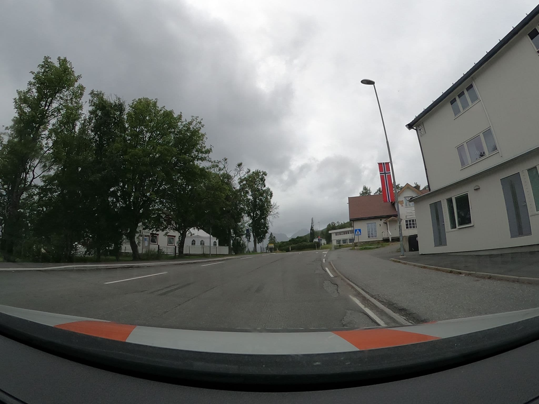 Street view near Sentrumsgården Motell, Lødingen — © catoandersen (CC BY-SA · Mapillary)