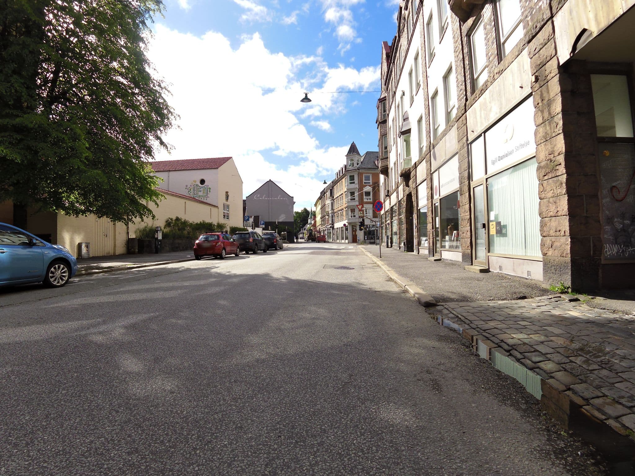 Street view near Hotel Victoria Bergen, Bergen — © suschtenname (CC BY-SA · Mapillary)