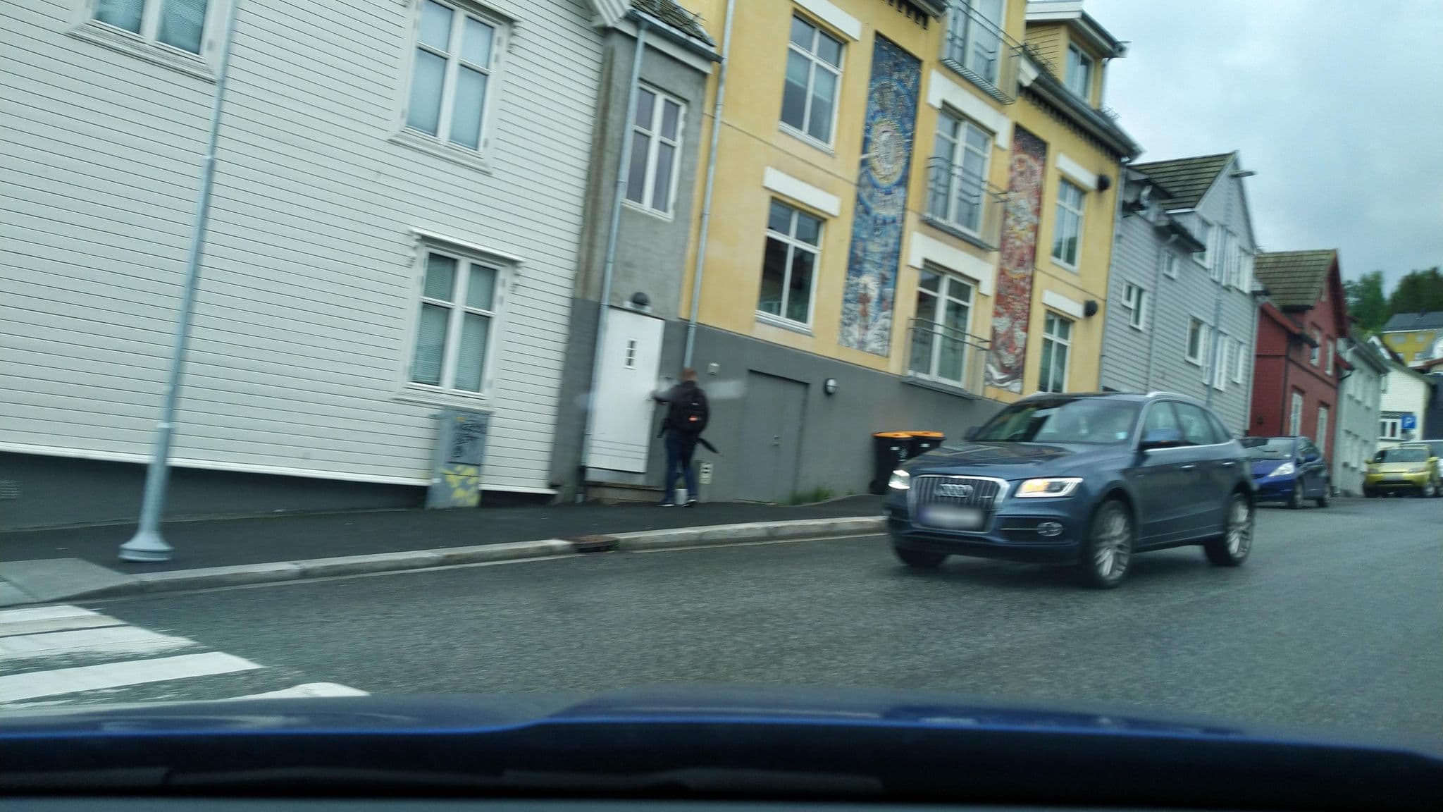 Street view near Skansen Hotell, Tromsø — © oyvind (CC BY-SA · Mapillary)