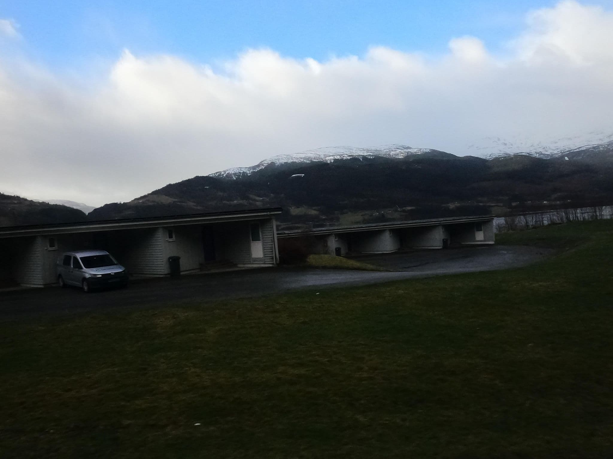 Street view near Fleischer's Motell, Voss — © karlis (CC BY-SA · Mapillary)
