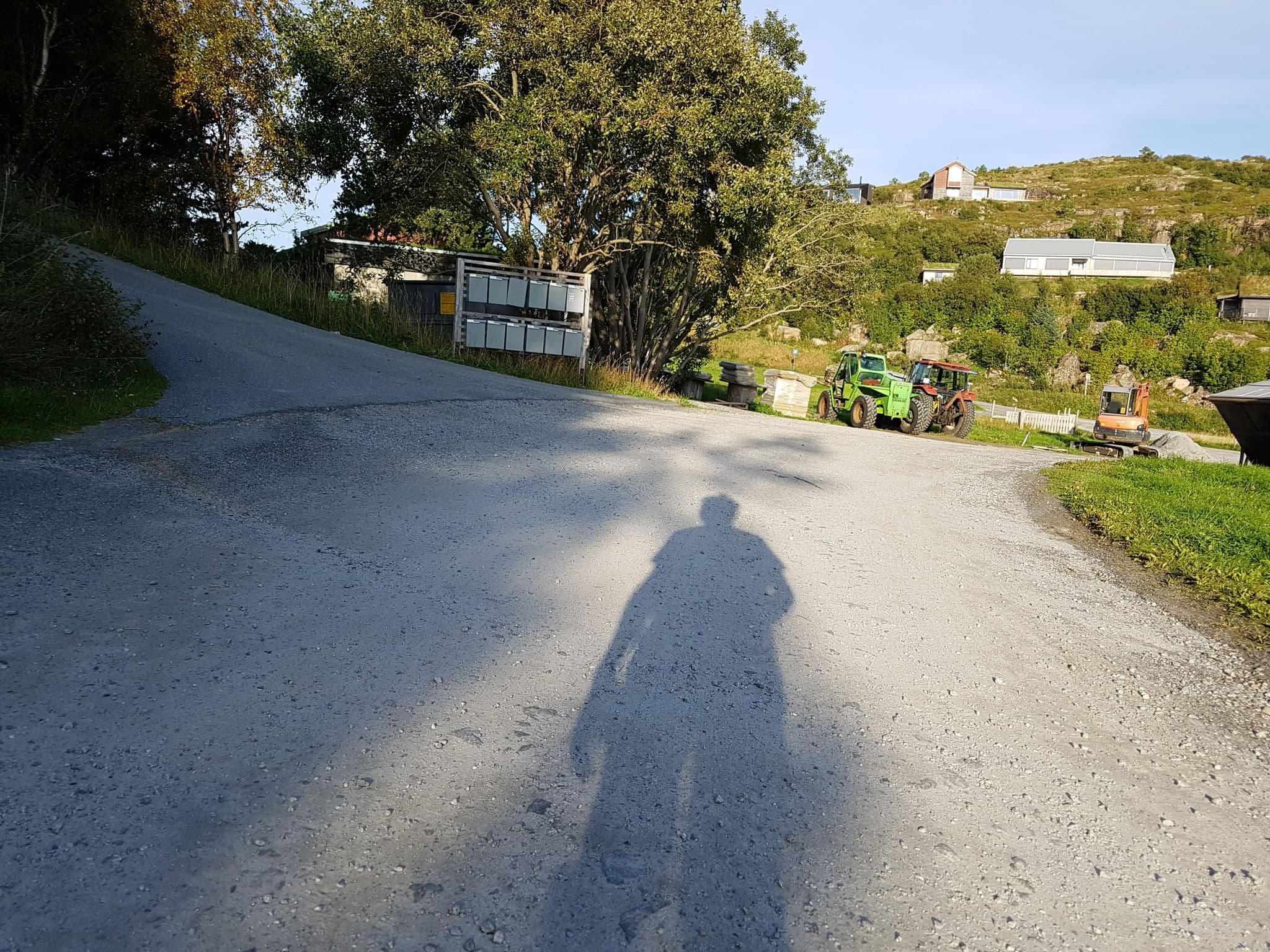 Street view near Sjøsenteret, Å i Åfjord — © pbb (CC BY-SA · Mapillary)