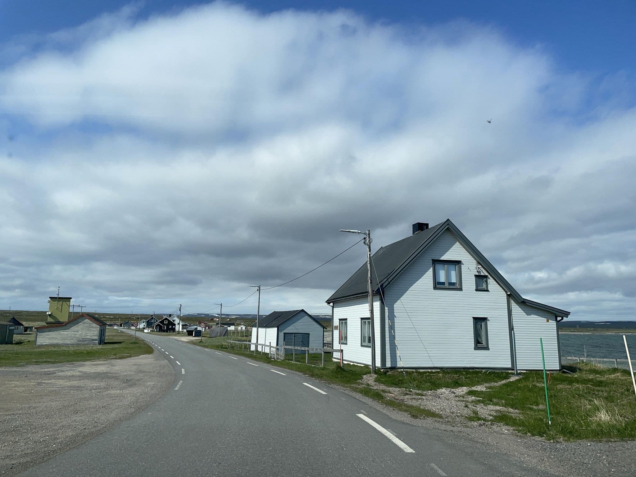 Street view near Huset Skjeldrum, Vadsø — © kino (CC BY-SA · Mapillary)