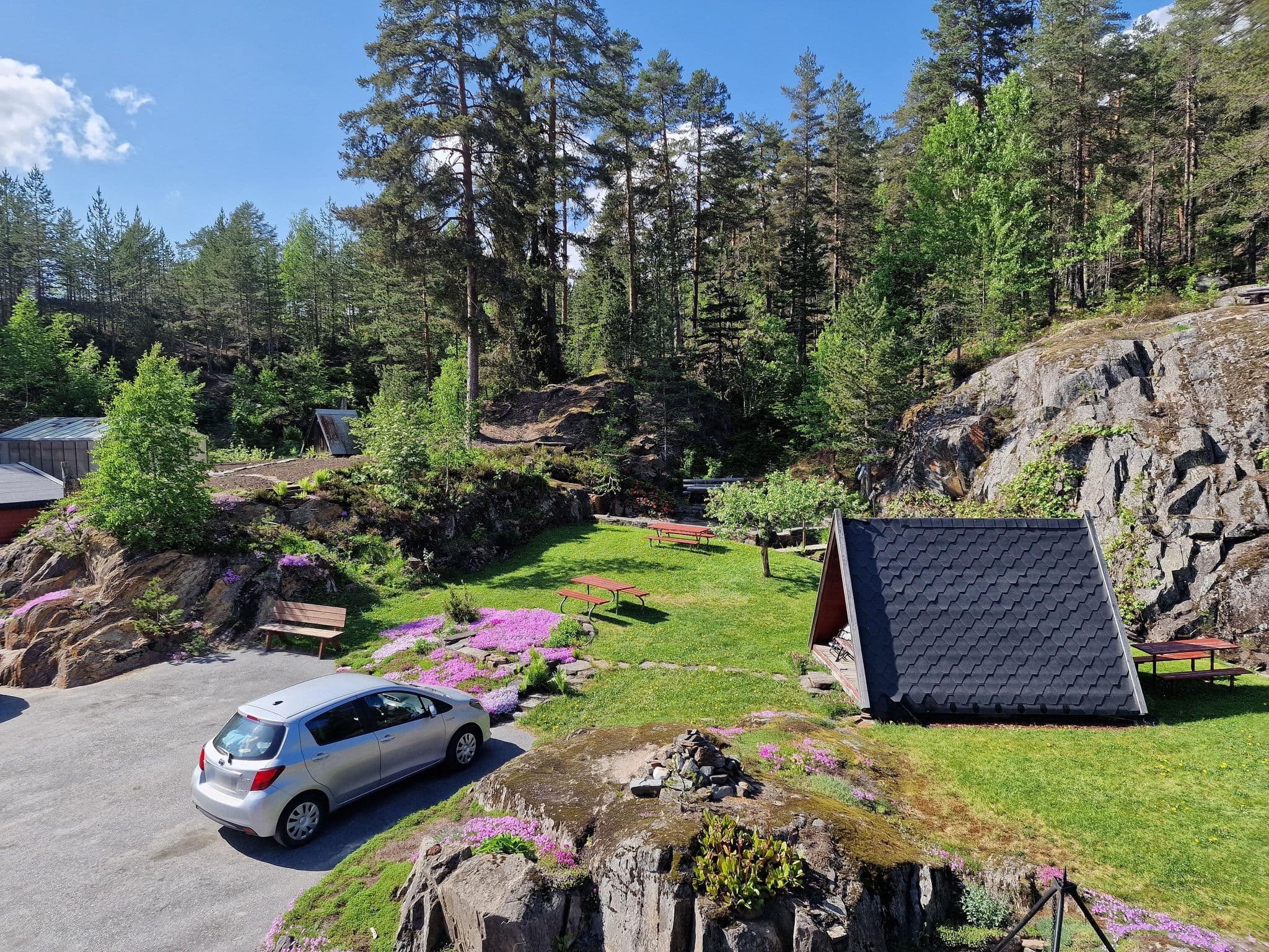 Street view near Fredheim Helsesenter, Kongsberg — © km2bp (CC BY-SA · Mapillary)
