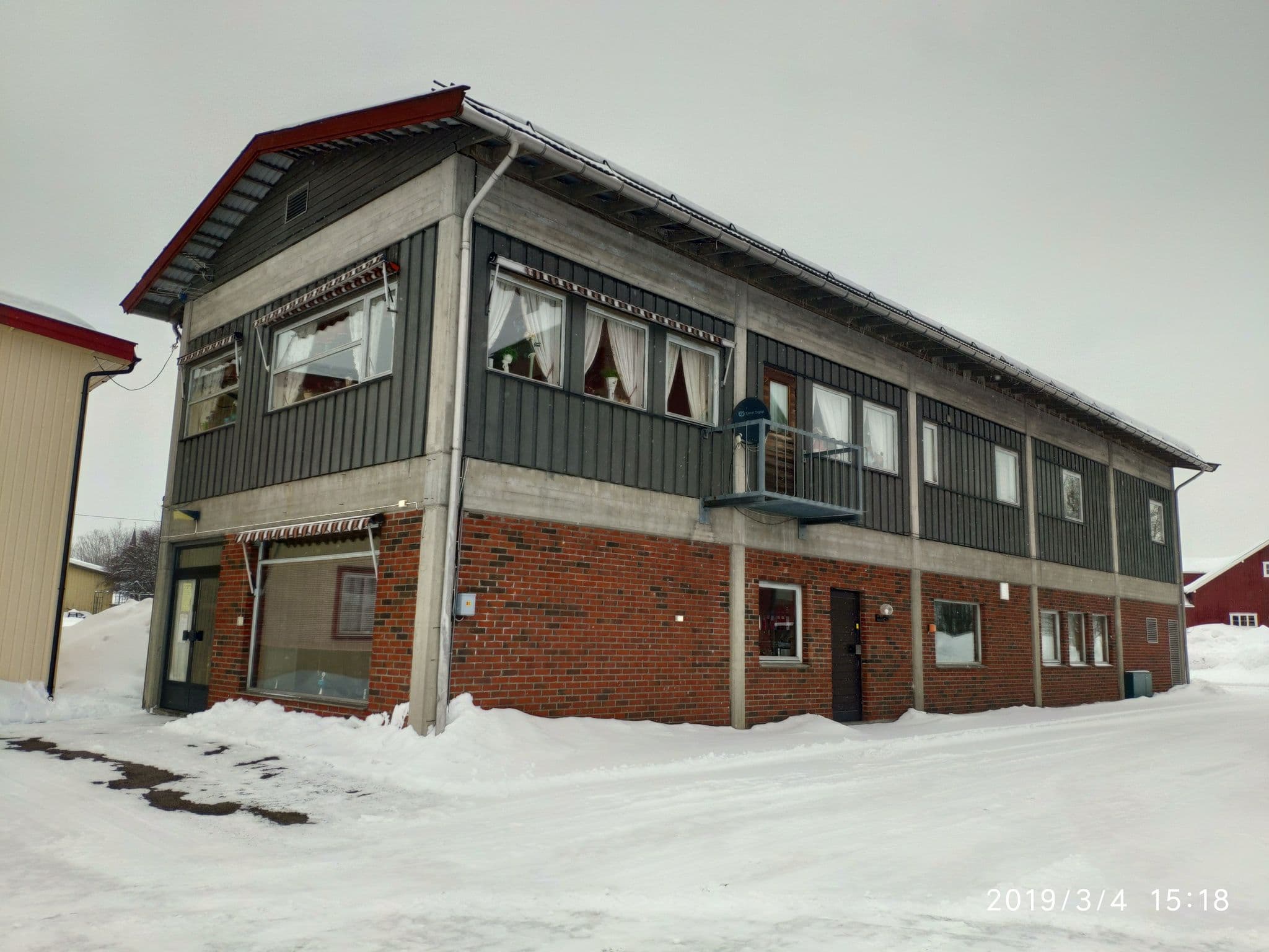 Street view near Kjølen Hotell, Innbygda — © km2bp (CC BY-SA · Mapillary)
