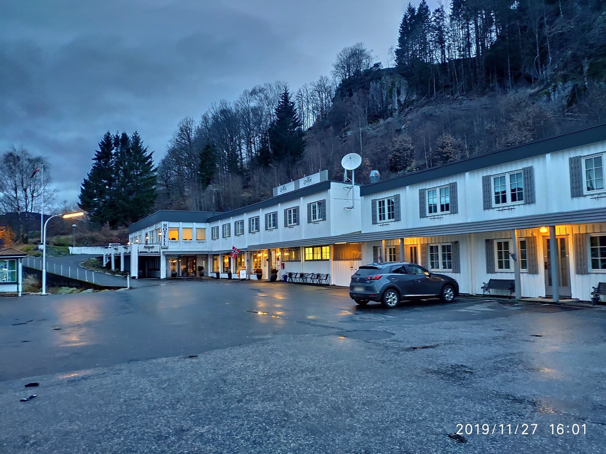 Street view near Moi hotell, Moi — © km2bp (CC BY-SA · Mapillary)