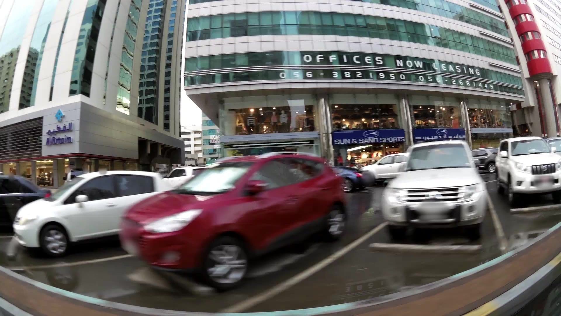 Street view near Dana Hotel, Abu Dhabi — © kaartcam (CC BY-SA · Mapillary)