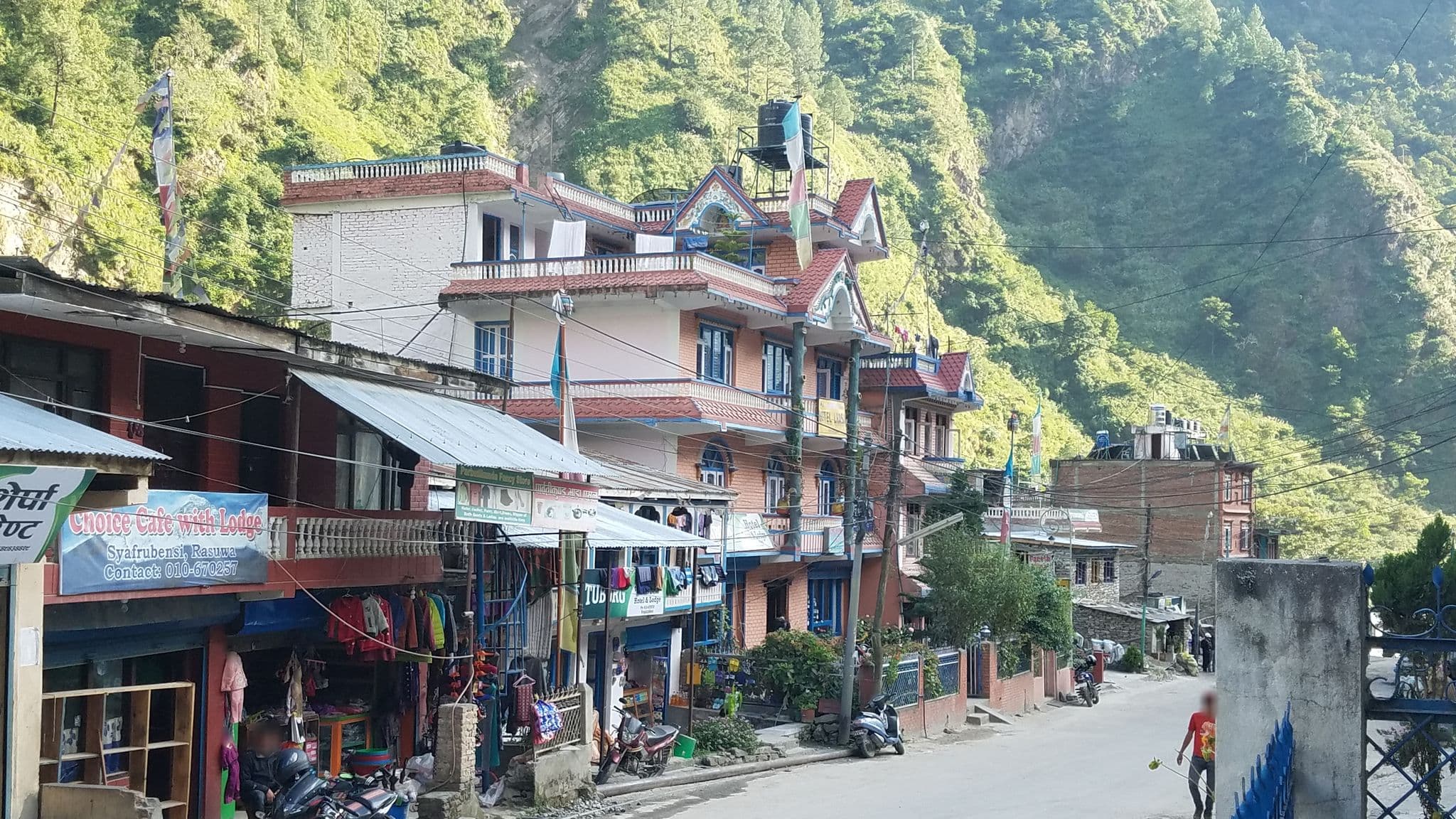 Street view near Hotel Sky, Chapali̇̄ Bhaḍrakāli̇̄