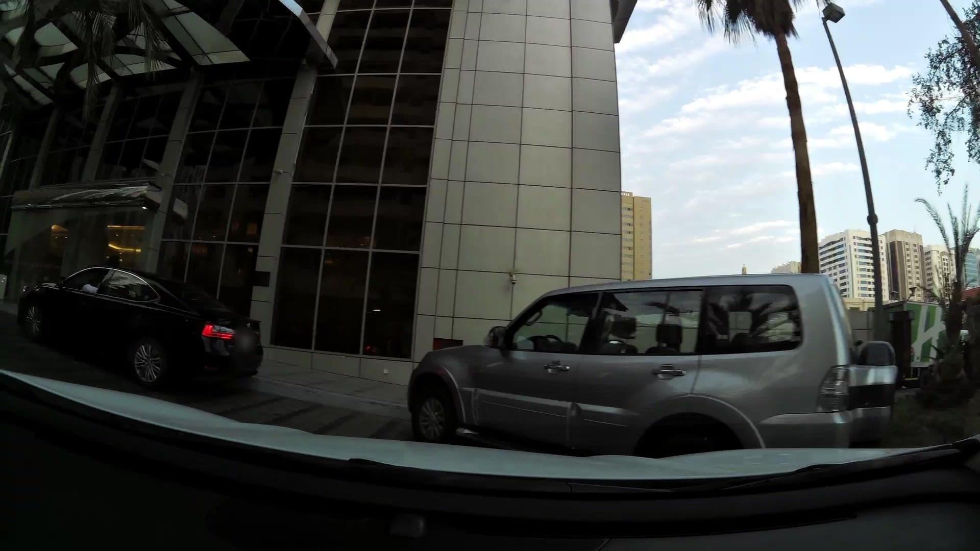 Street view near Copthorne Downtown Abu Dhabi, Abu Dhabi — © kaartcam (CC BY-SA · Mapillary)