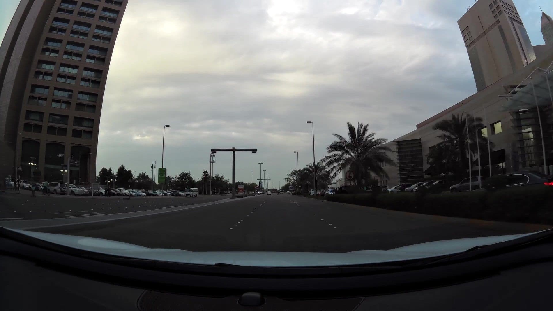 Street view near Le Royal Meridien Abu Dhabi, Abu Dhabi — © kaartcam (CC BY-SA · Mapillary)