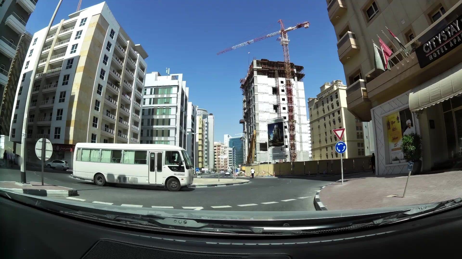 Street view near Citystay Pearl Hotel Apartments, Al Sufouh — © kaartcam (CC BY-SA · Mapillary)