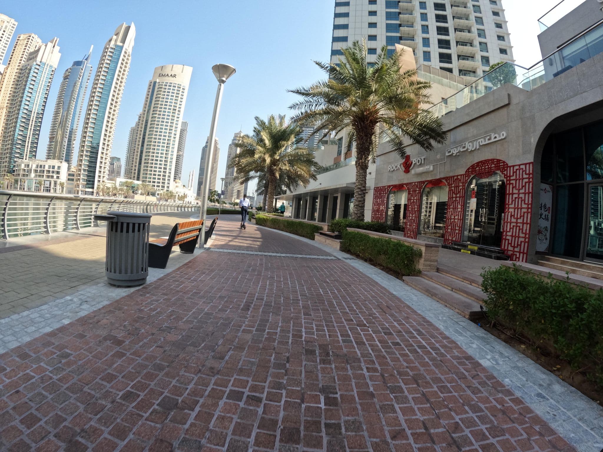 Street view near La Verda Suites and Villas Dubai Marina, Dubai Marina — © countzero5 (CC BY-SA · Mapillary)