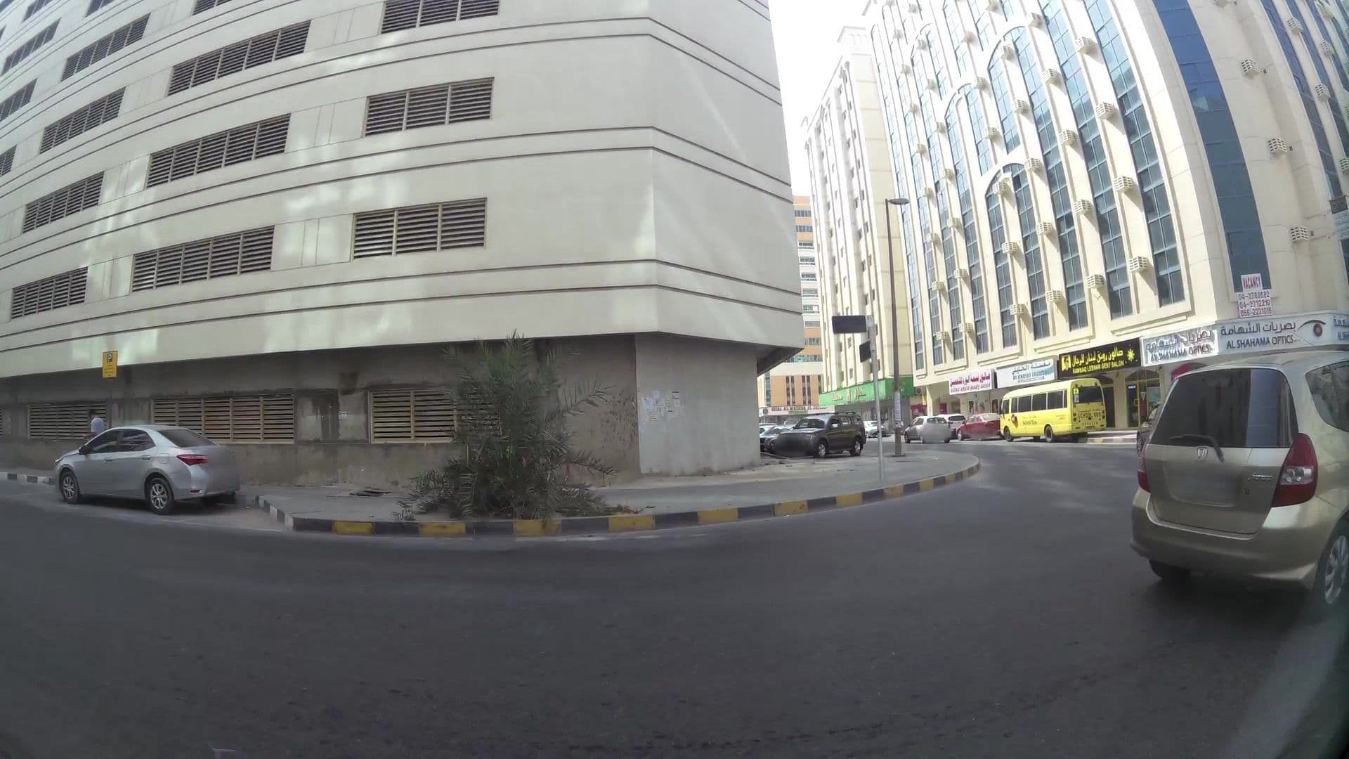 Street view near Al Bustan, Sharjah — © kaartcam (CC BY-SA · Mapillary)