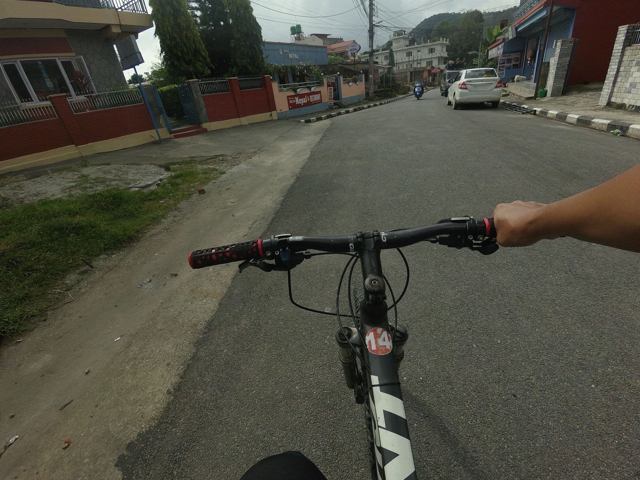 Street view near Nanohana Lodge, Pokhara
