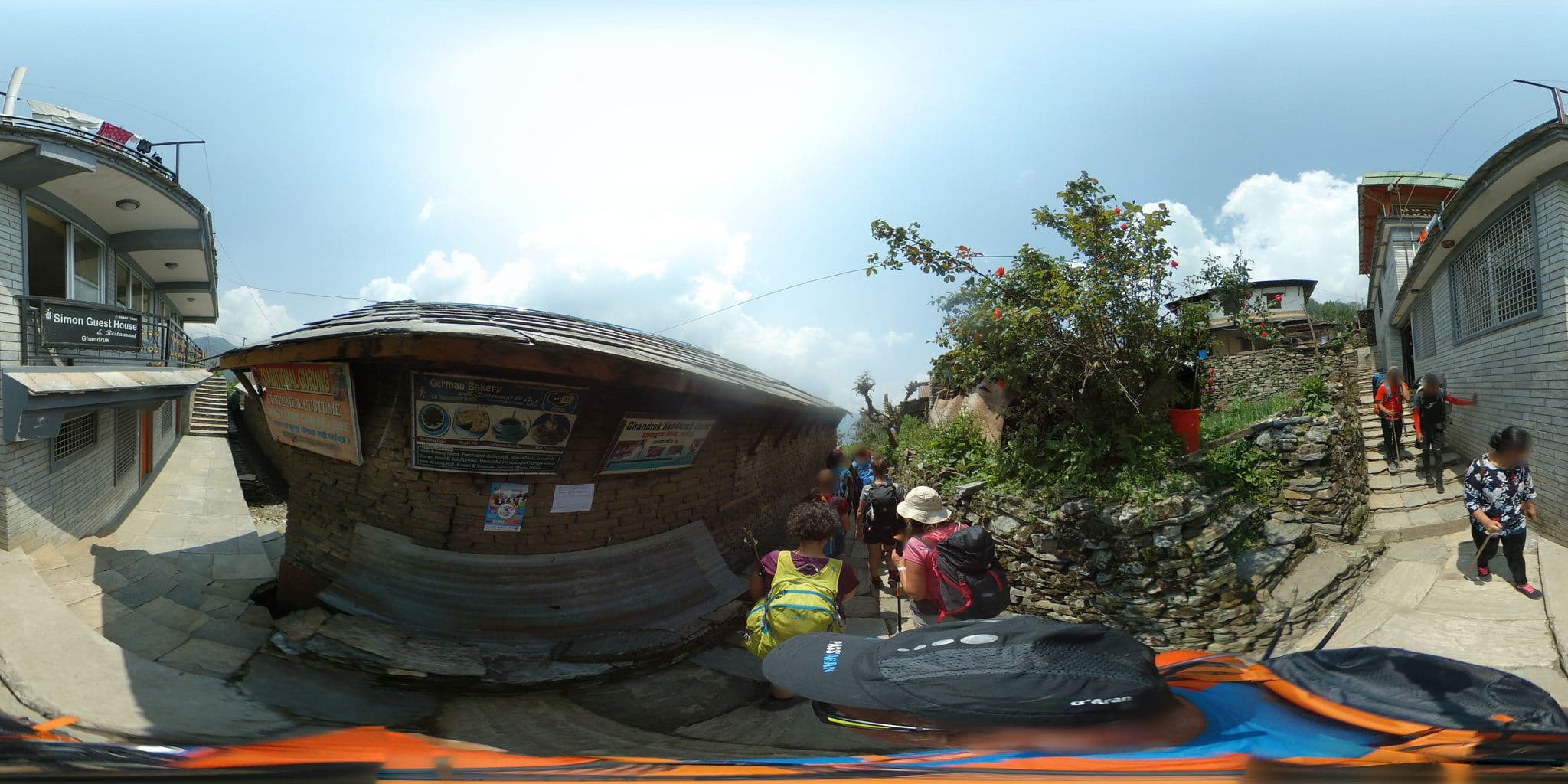 Street view near Dil Kumari Home Stay, Chitre