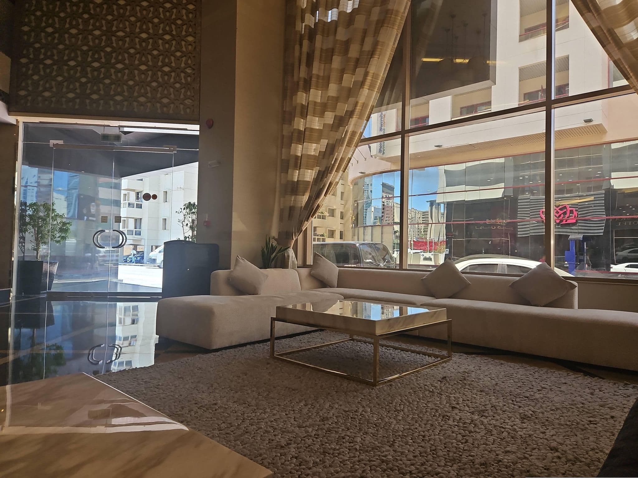 Street view near Sun & Sands Downtown Hotel, Ar Riqqah — © ShafyMv (CC BY-SA · Mapillary)