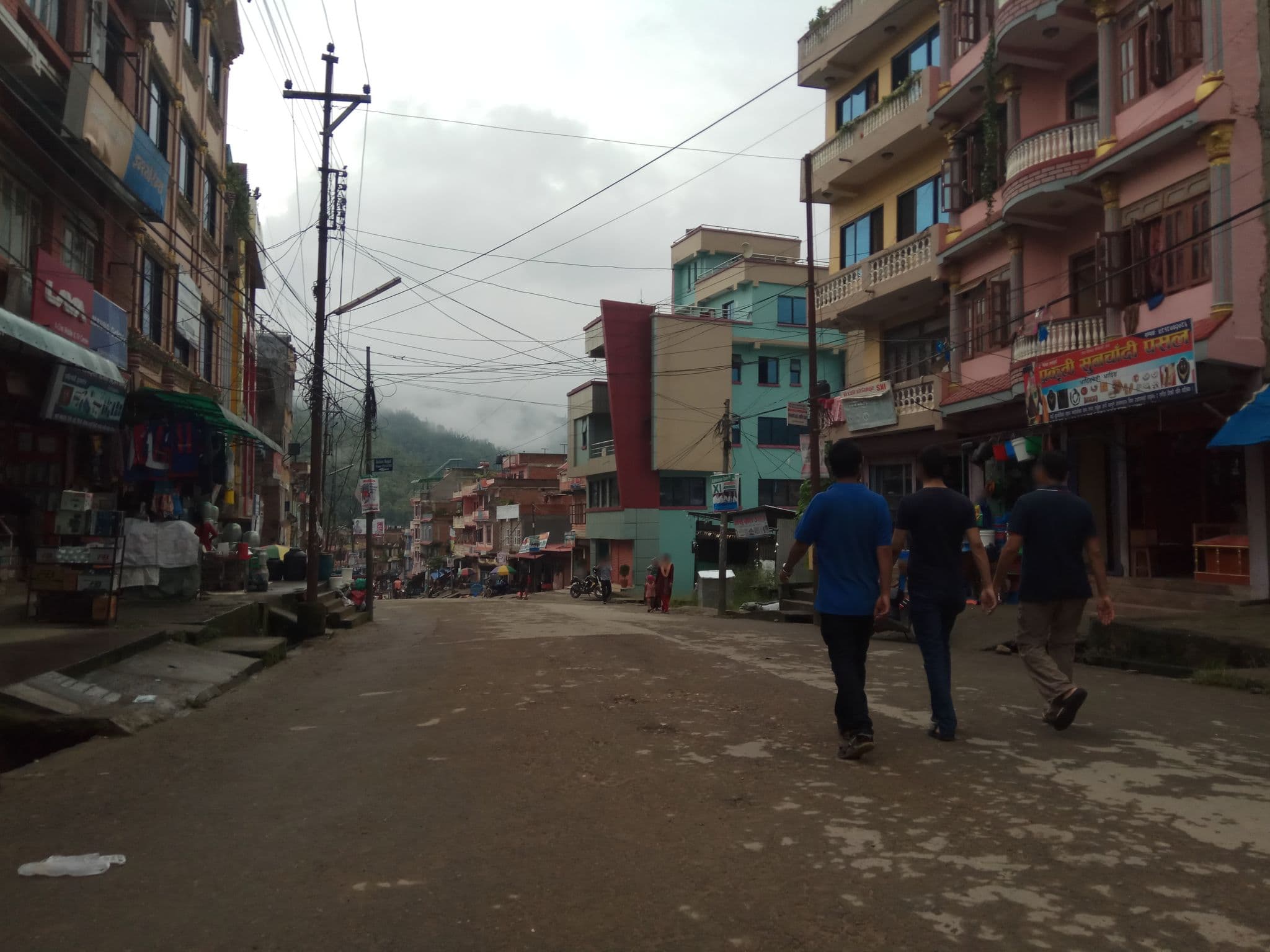 Street view near Daju Vai Hotel, Ki̇̄rtipur — © nirabpudasaini (CC BY-SA · Mapillary)