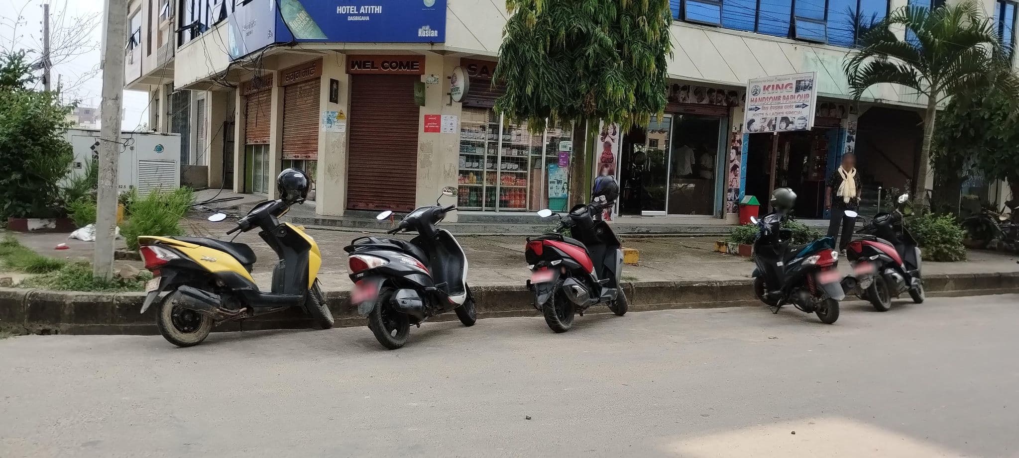 Street view near Hotel Central Plaza, Nepalgunj