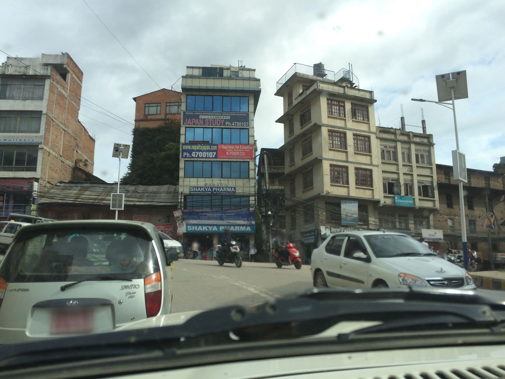 Street view near Hotel Moonlight, Kathmandu