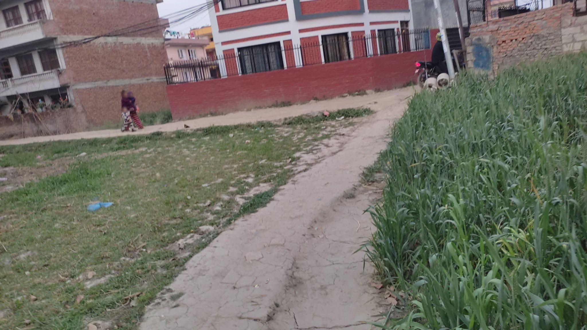 Street view near Bhajangal girls hostel, Ki̇̄rtipur — © prashanna21 (CC BY-SA · Mapillary)
