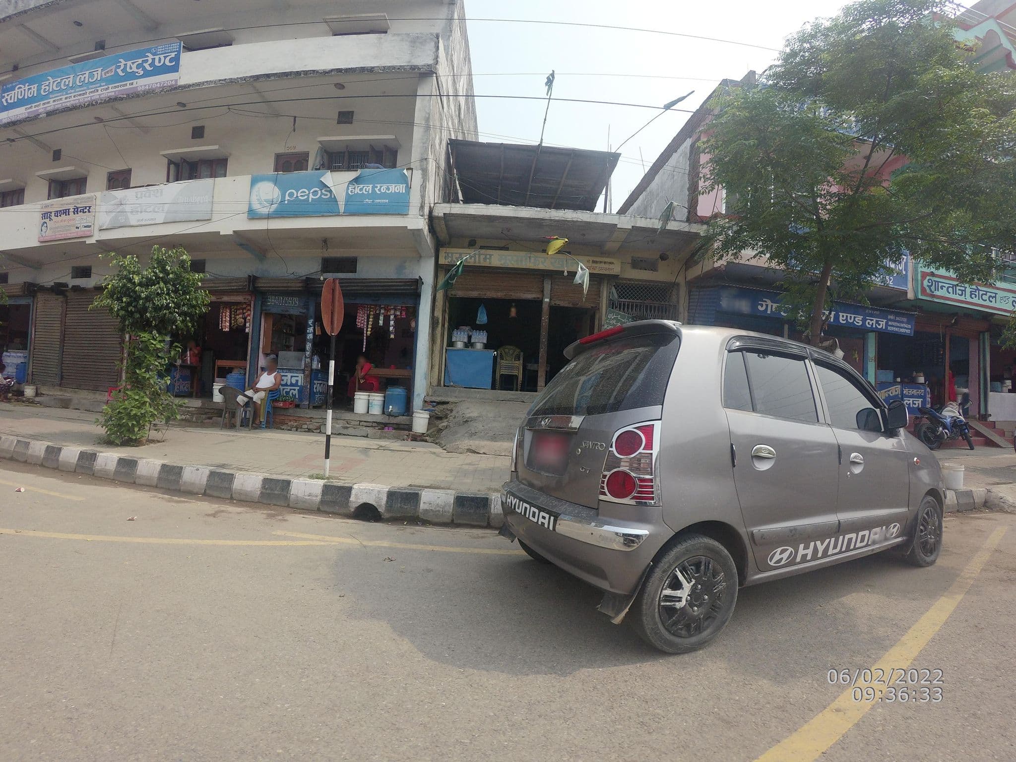 Street view near Prabesh Hotel, Siddharthanagar — © gauravparajuli09 (CC BY-SA · Mapillary)