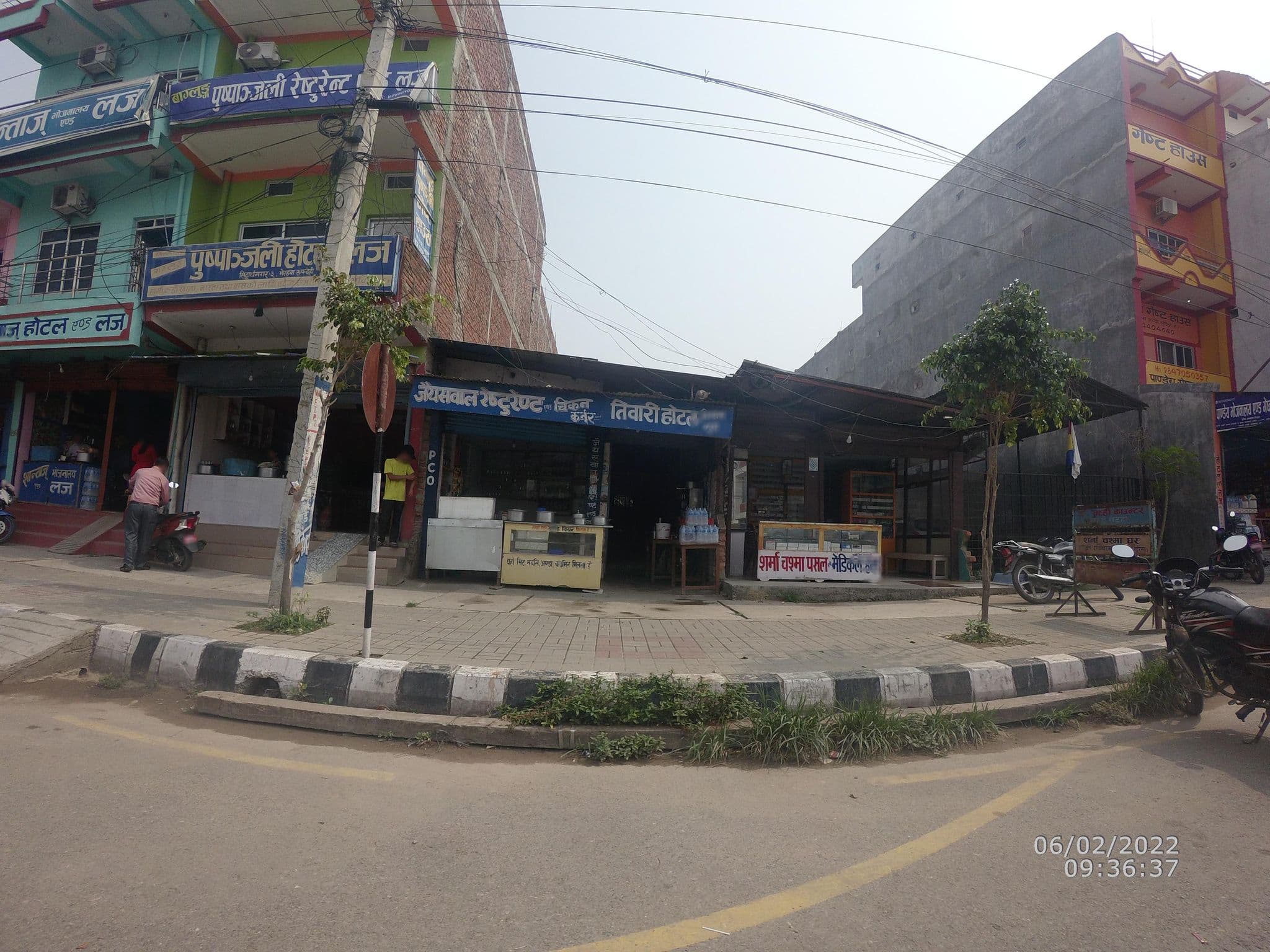 Street view near Santaj Hotel and louge, Siddharthanagar — © gauravparajuli09 (CC BY-SA · Mapillary)