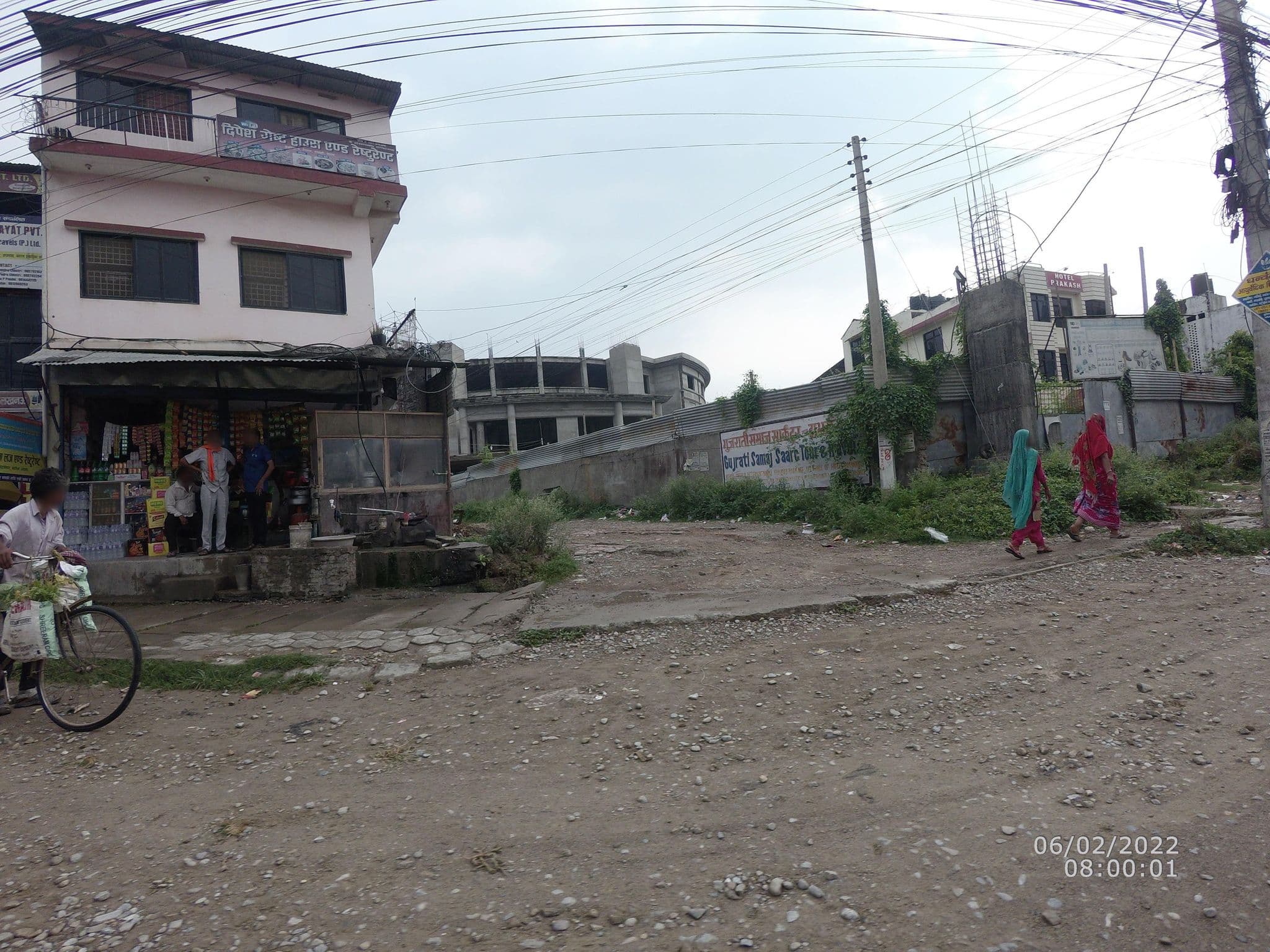 Street view near Dipesh Guest House and Restaurant, Siddharthanagar — © gauravparajuli09 (CC BY-SA · Mapillary)