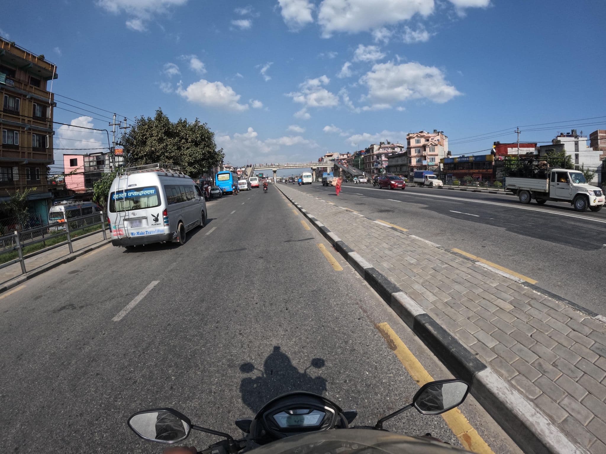 Street view near New Samyukta Guest House, Pātan