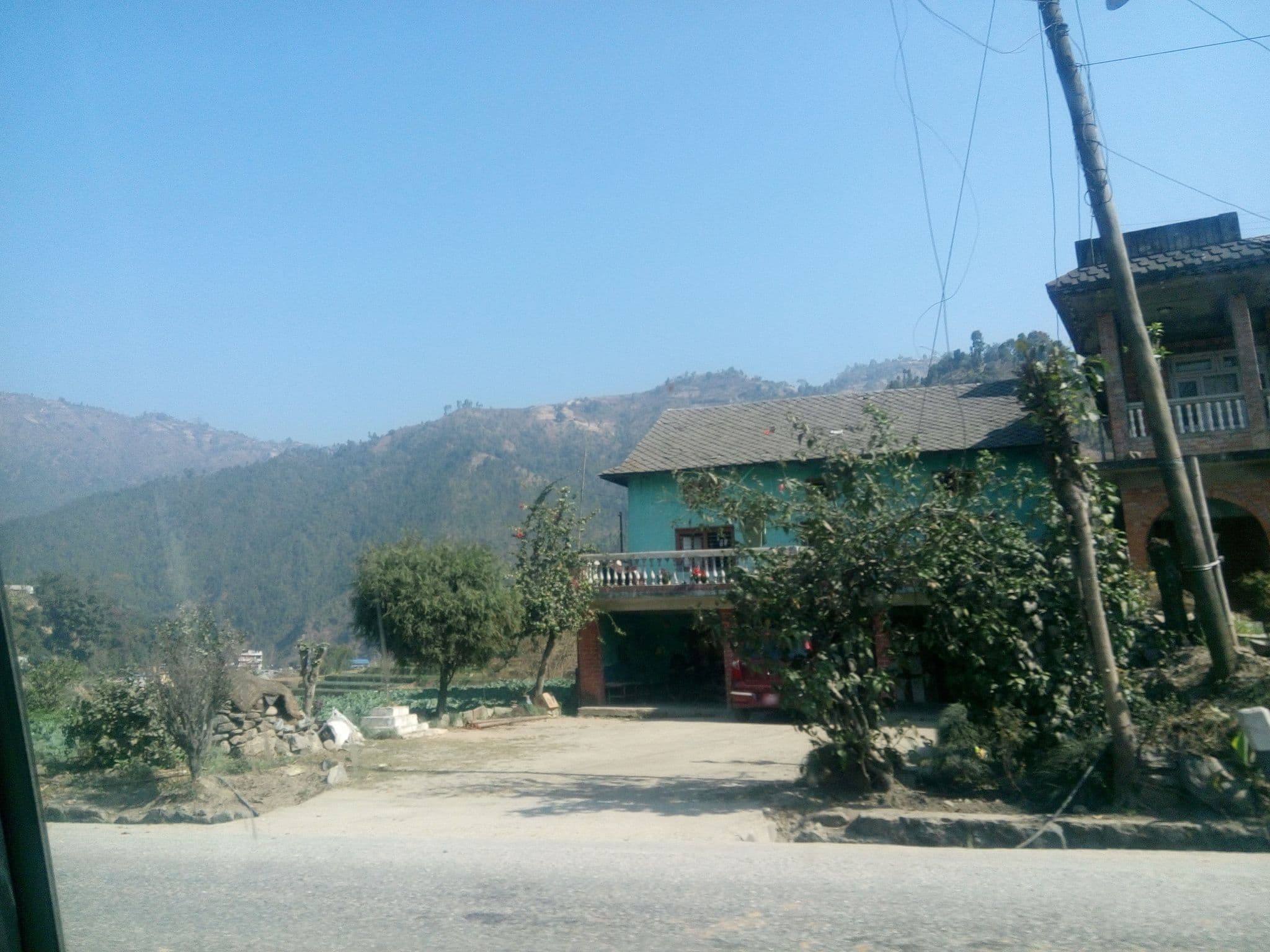 Street view near The Cliffside Resort, Ki̇̄rtipur — © meghastha (CC BY-SA · Mapillary)