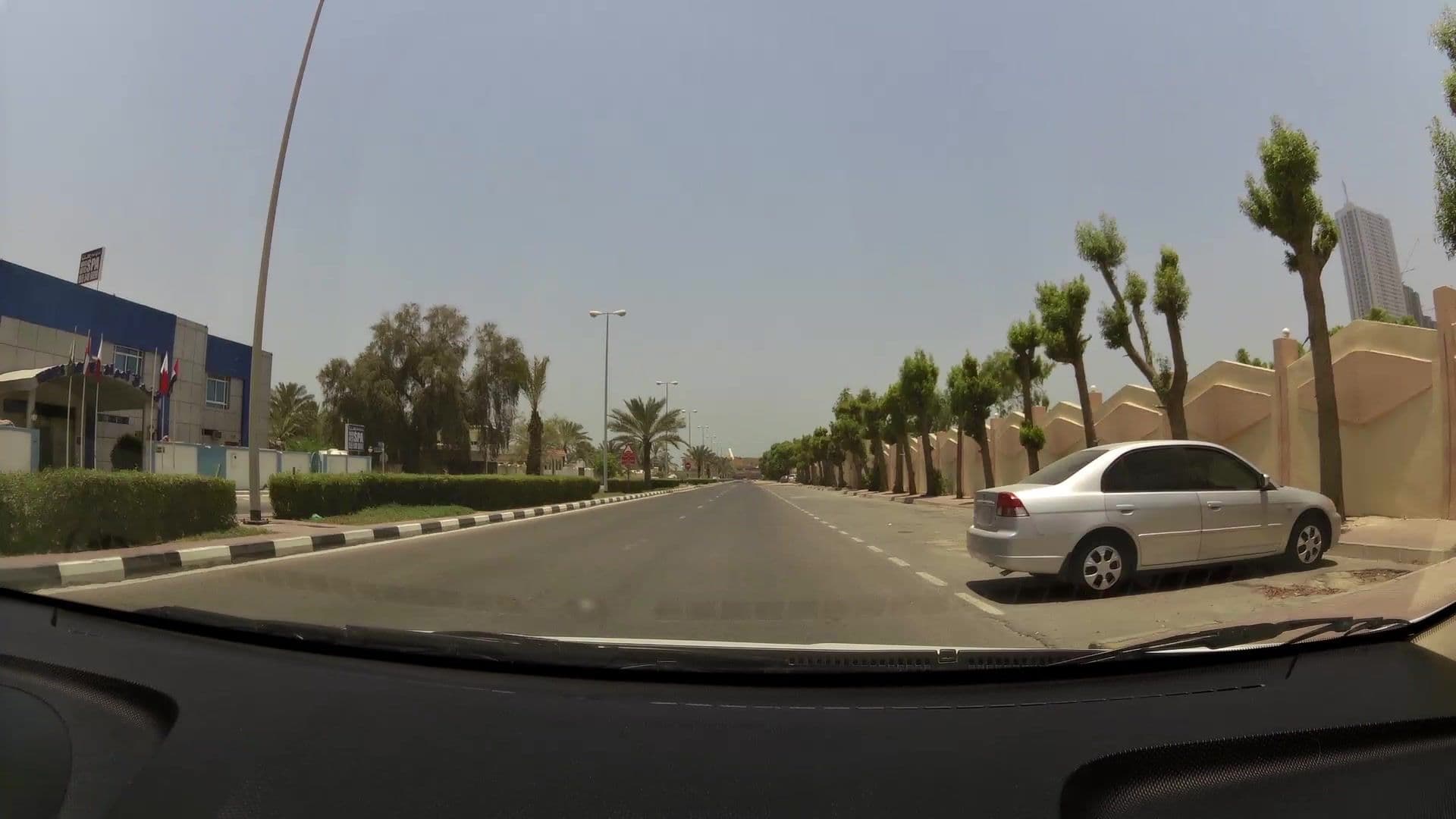 Street view near Waves Hotel, Ar Rumaylah — © kaartcam (CC BY-SA · Mapillary)