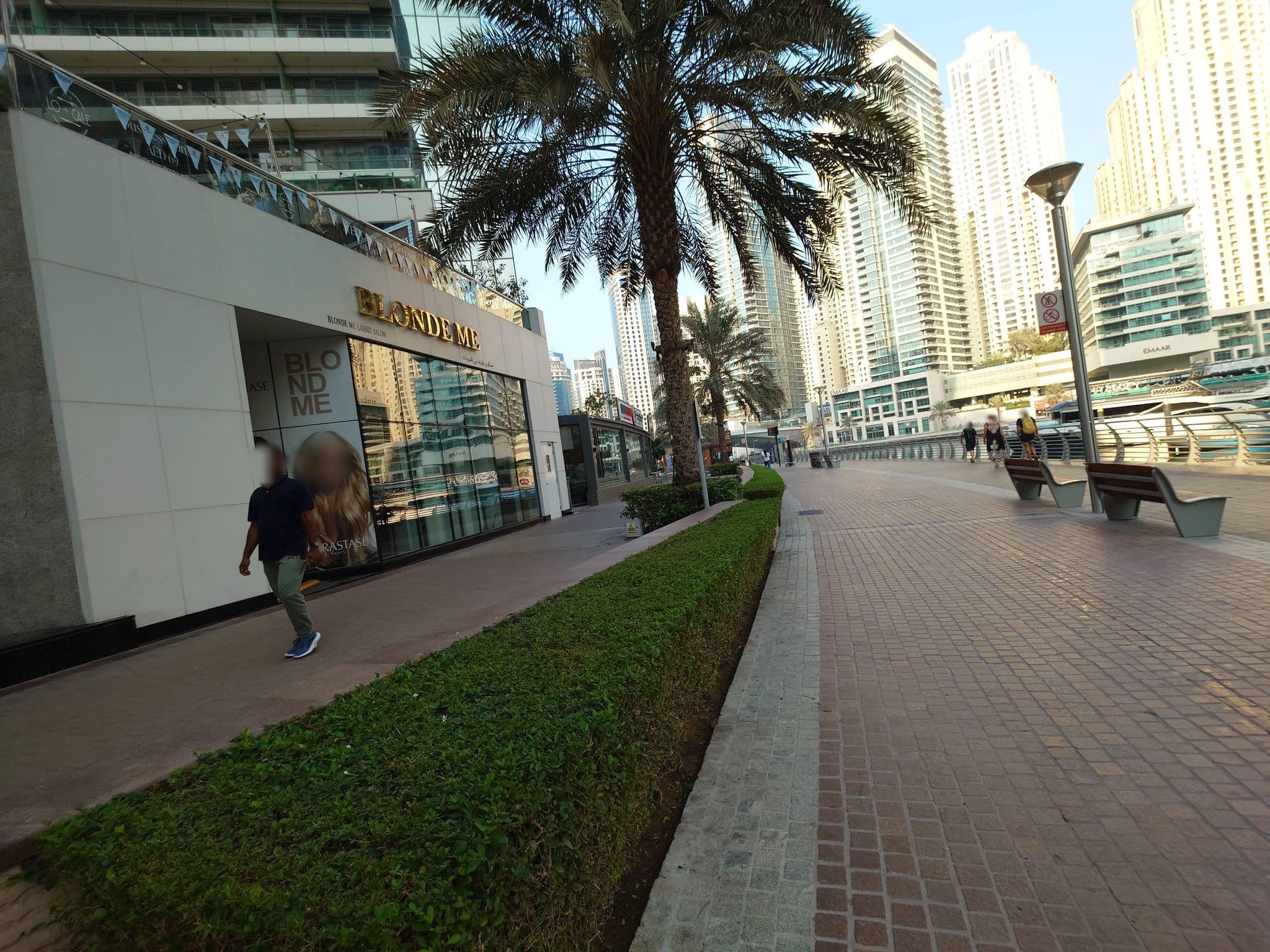 Street view near Crowne Plaza Dubai Marina, Dubai Marina — © countzero5 (CC BY-SA · Mapillary)